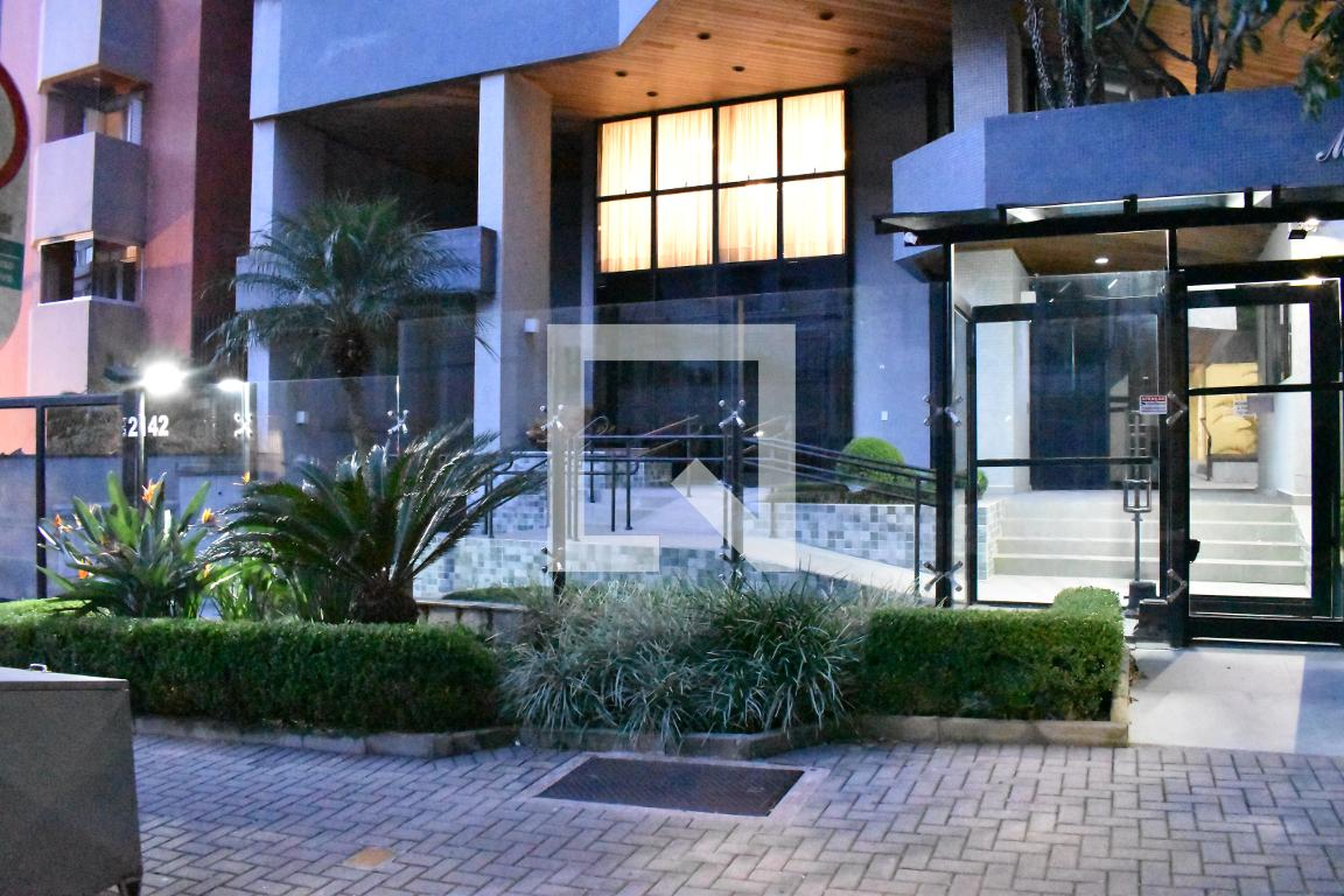 Fachada Condomínio em Rua Bruno Filgueira, 2142