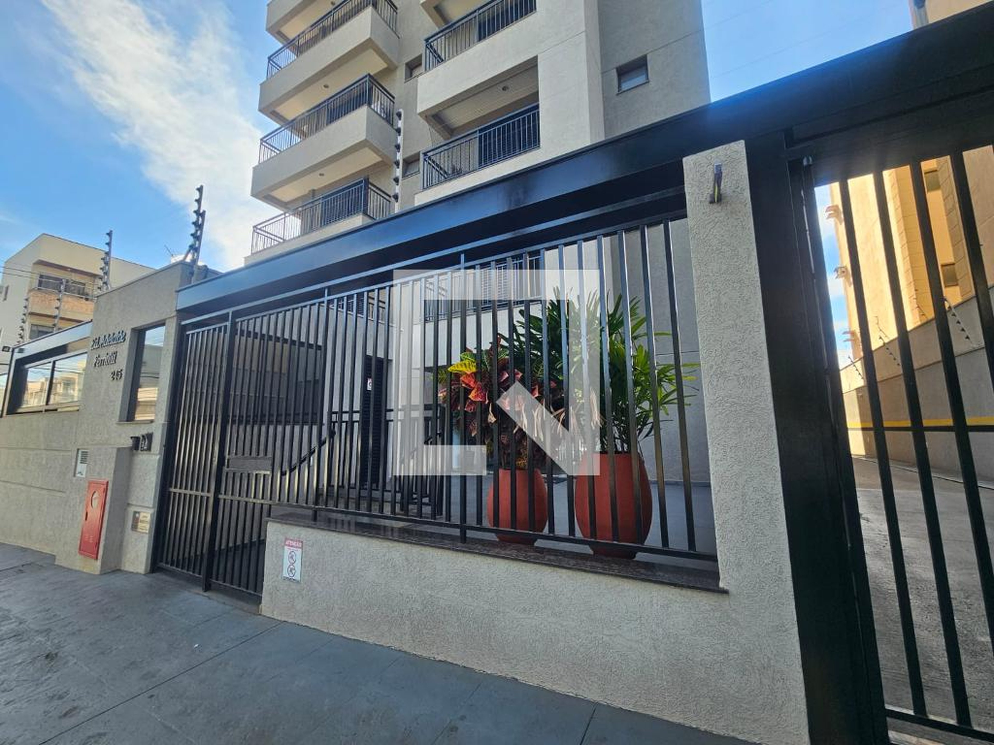 Fachada Condomínio Adelaide Ferriolli