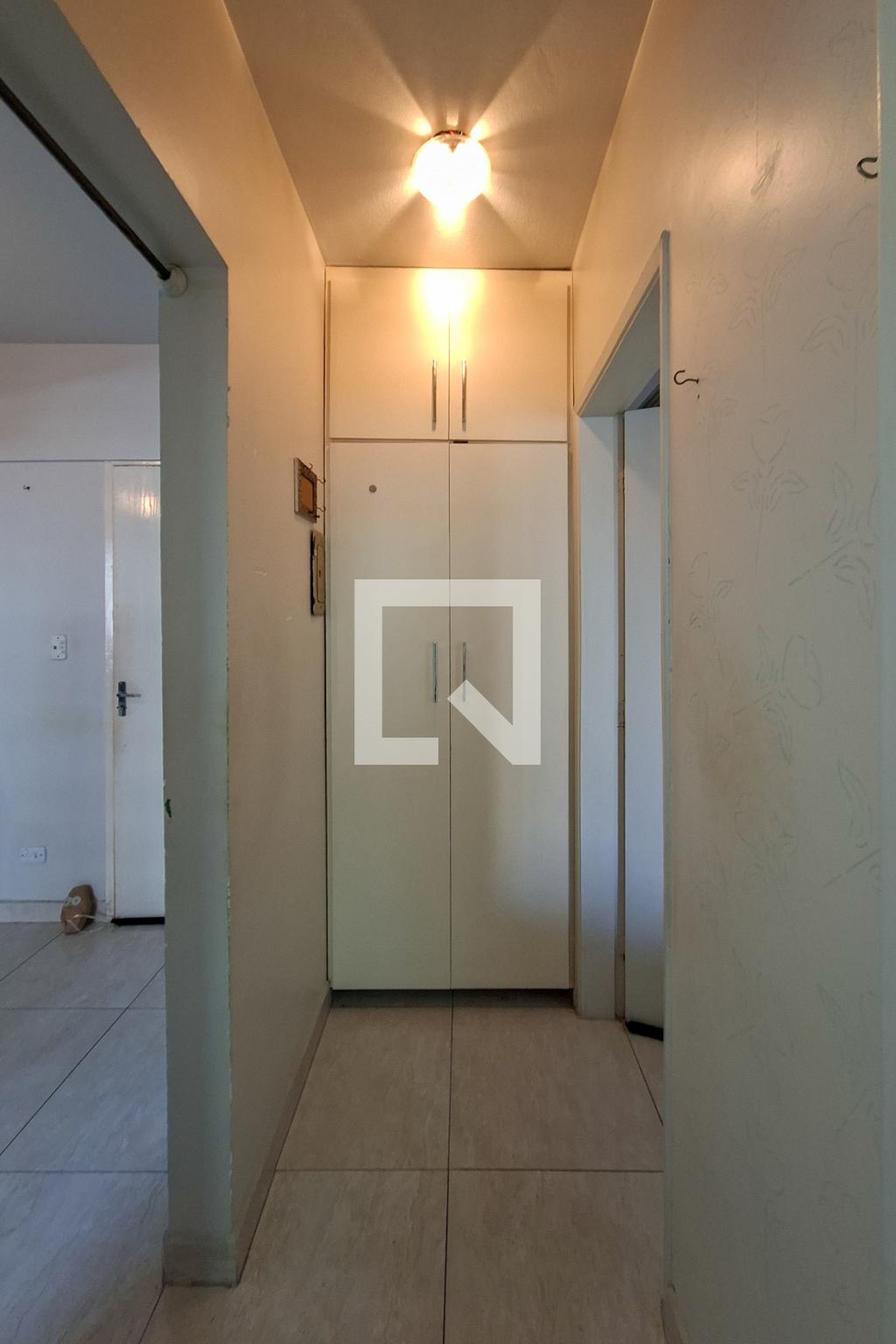 Hall - Ed. Janaína II