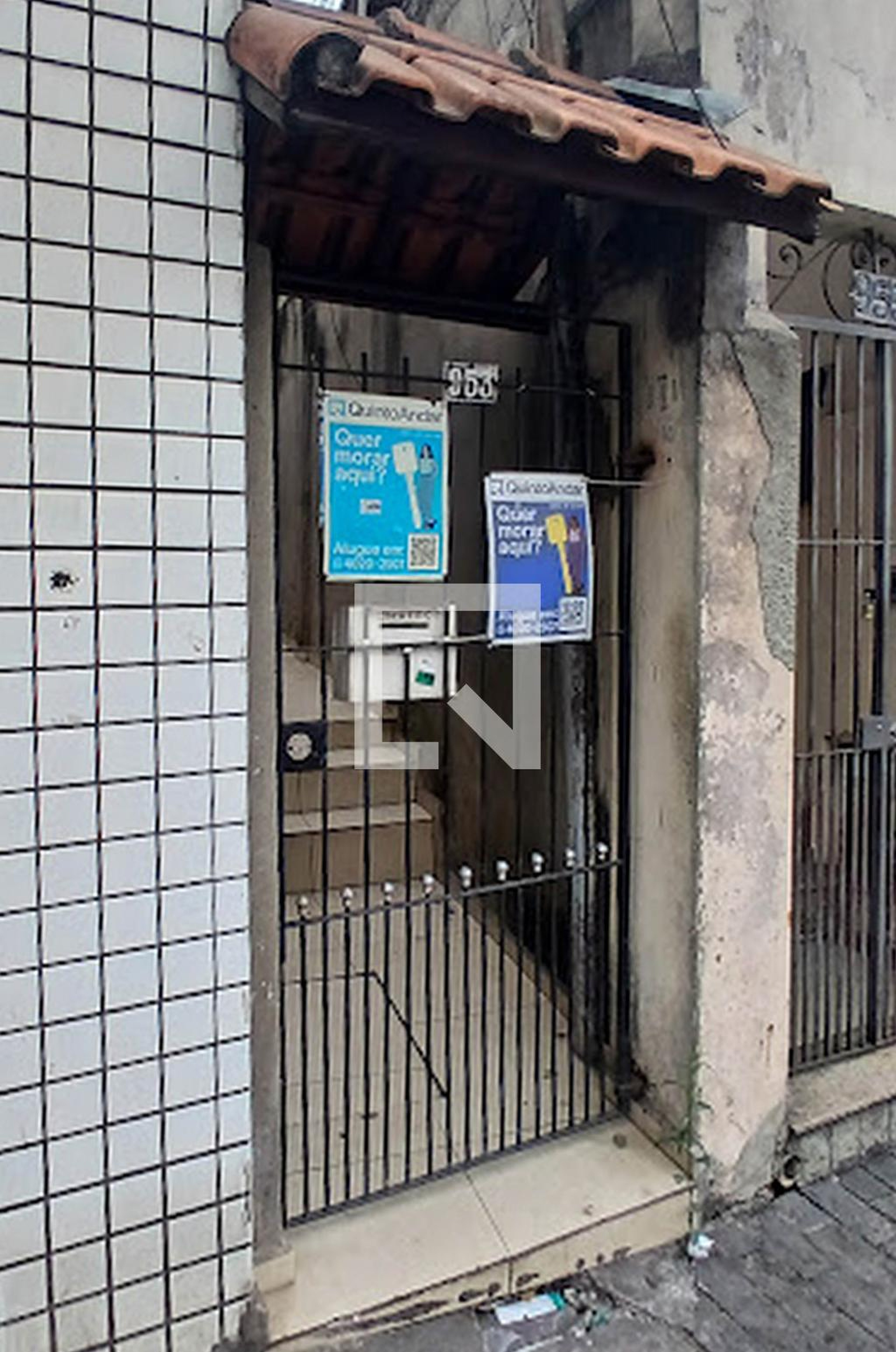 Fachada Condomínio em Rua da Glória, 953