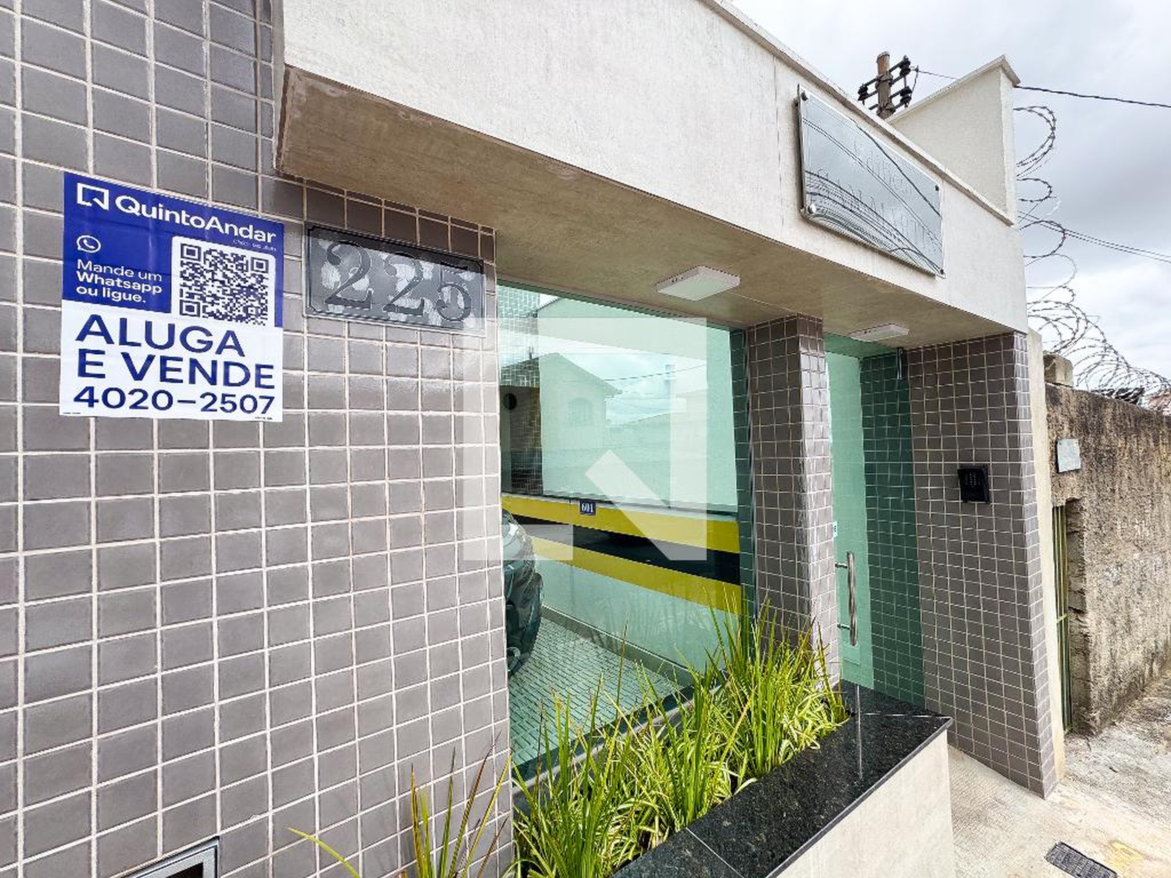 Fachada Condomínio em Rua Acará, 225