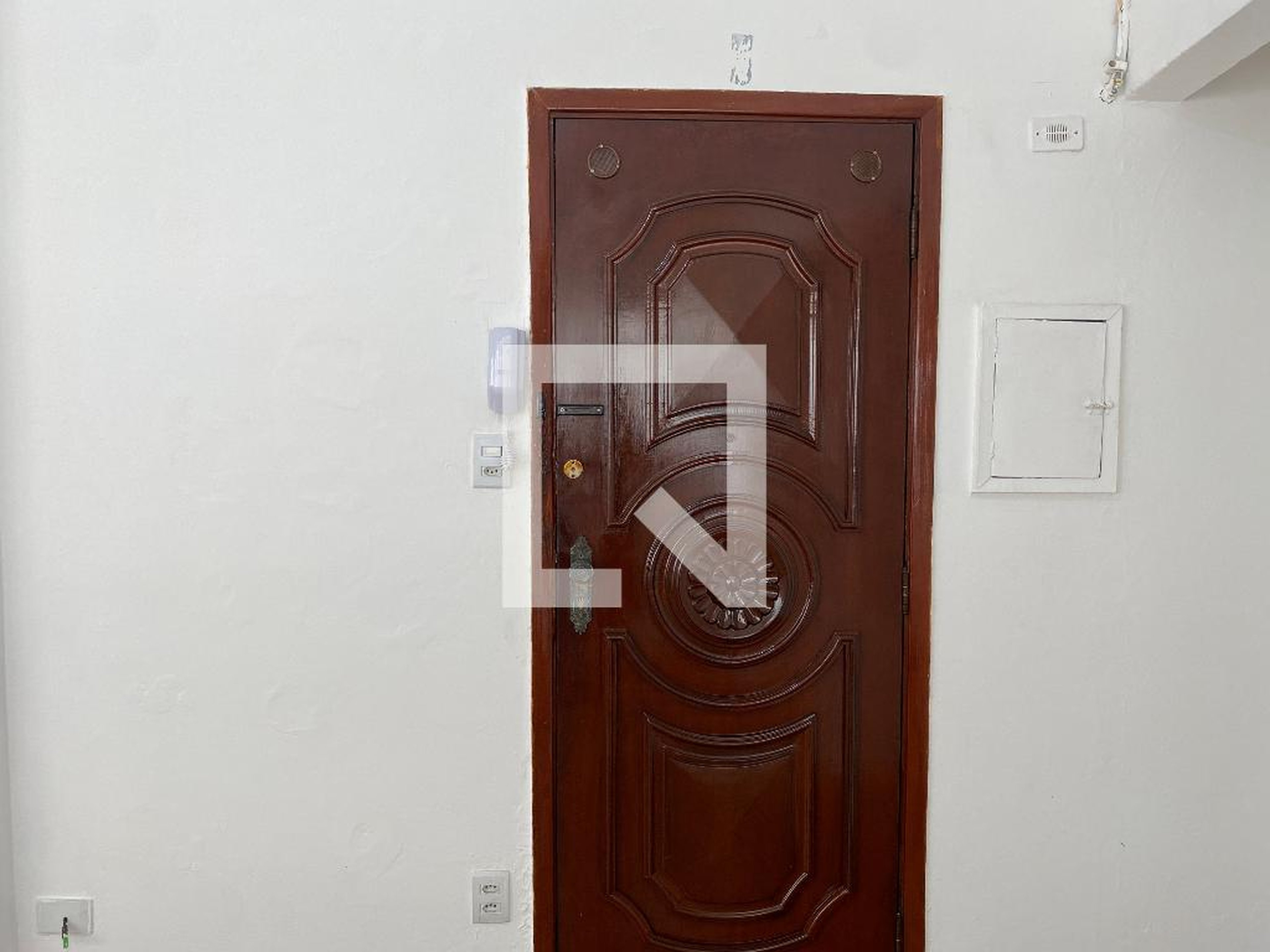 Entrada - Edifício Imbuí