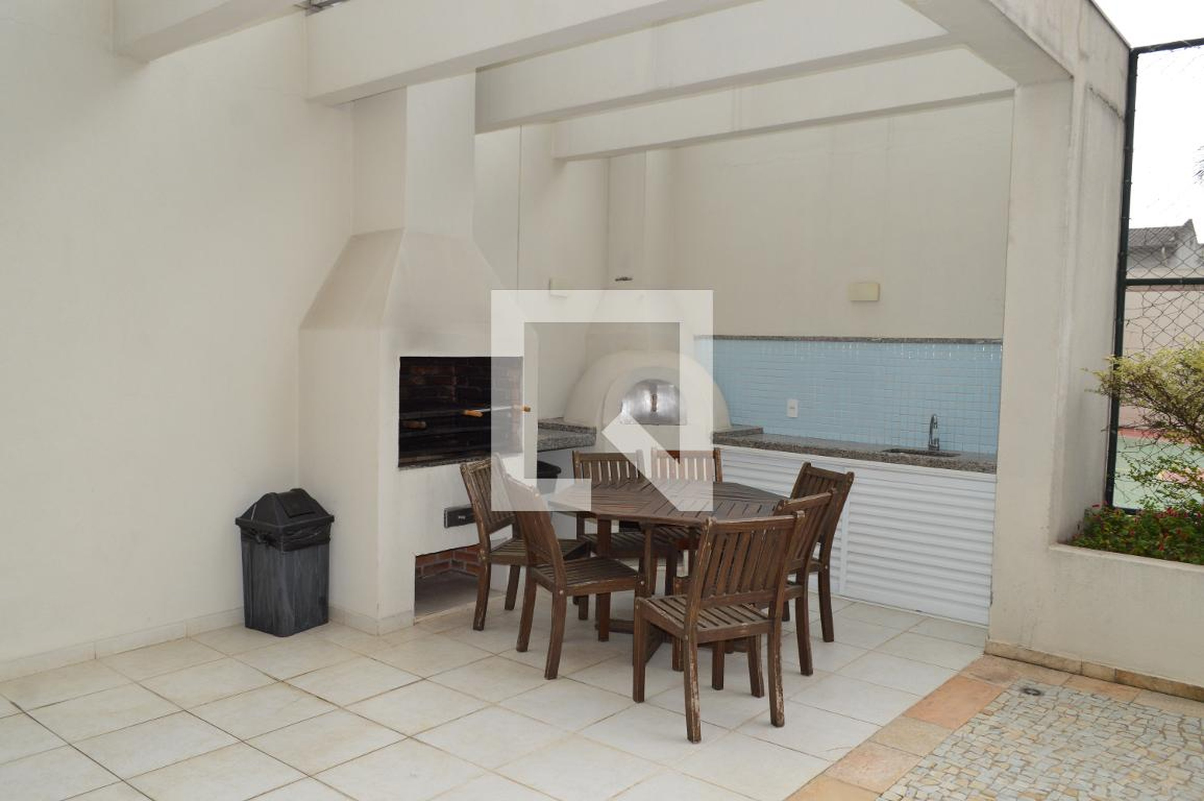 Churrasqueira - Residencial Trio