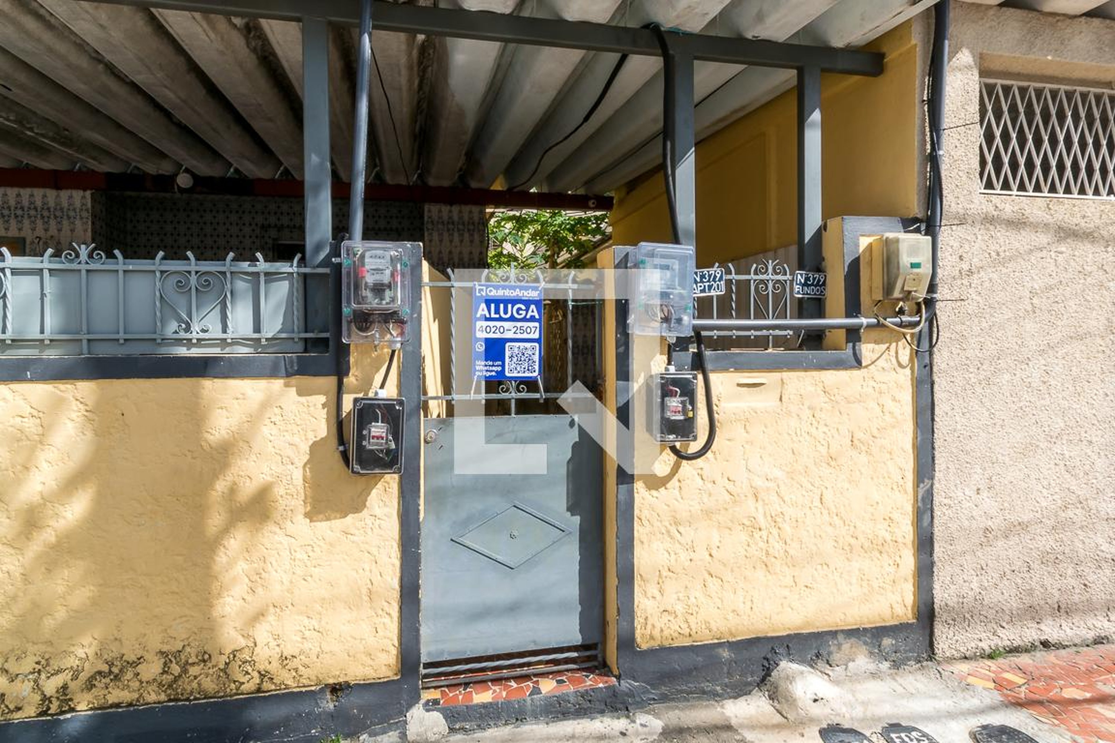Fachada Condomínio em Rua Lopes Ferreira, 379