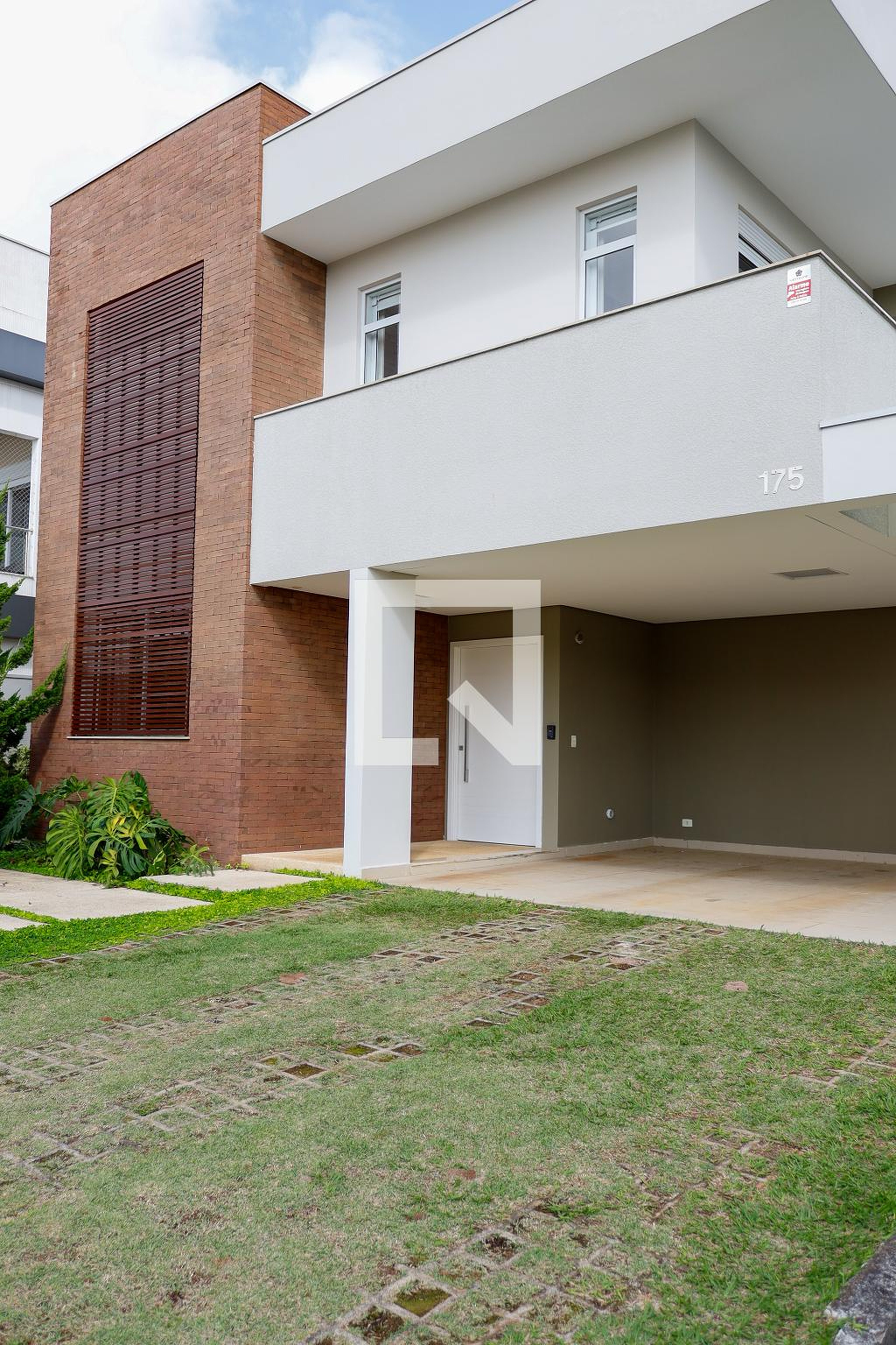 Fachada Condomínio Lorian Boulevard