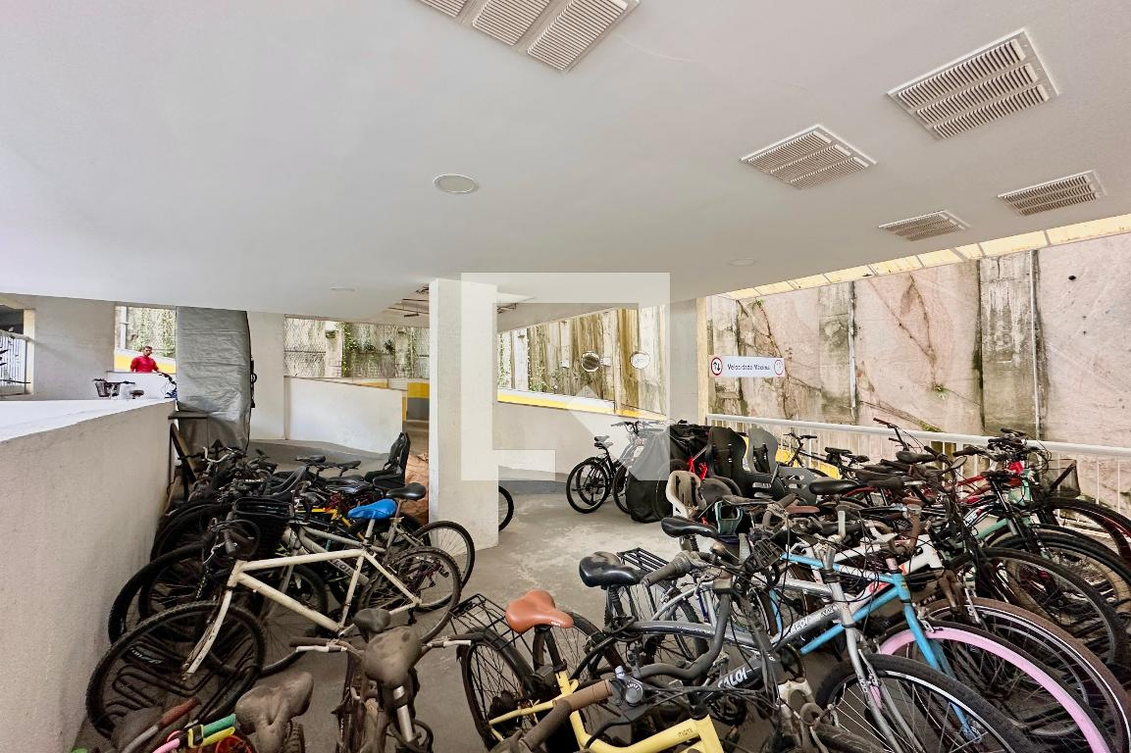 Bicicletário - Cenário Laranjeiras
