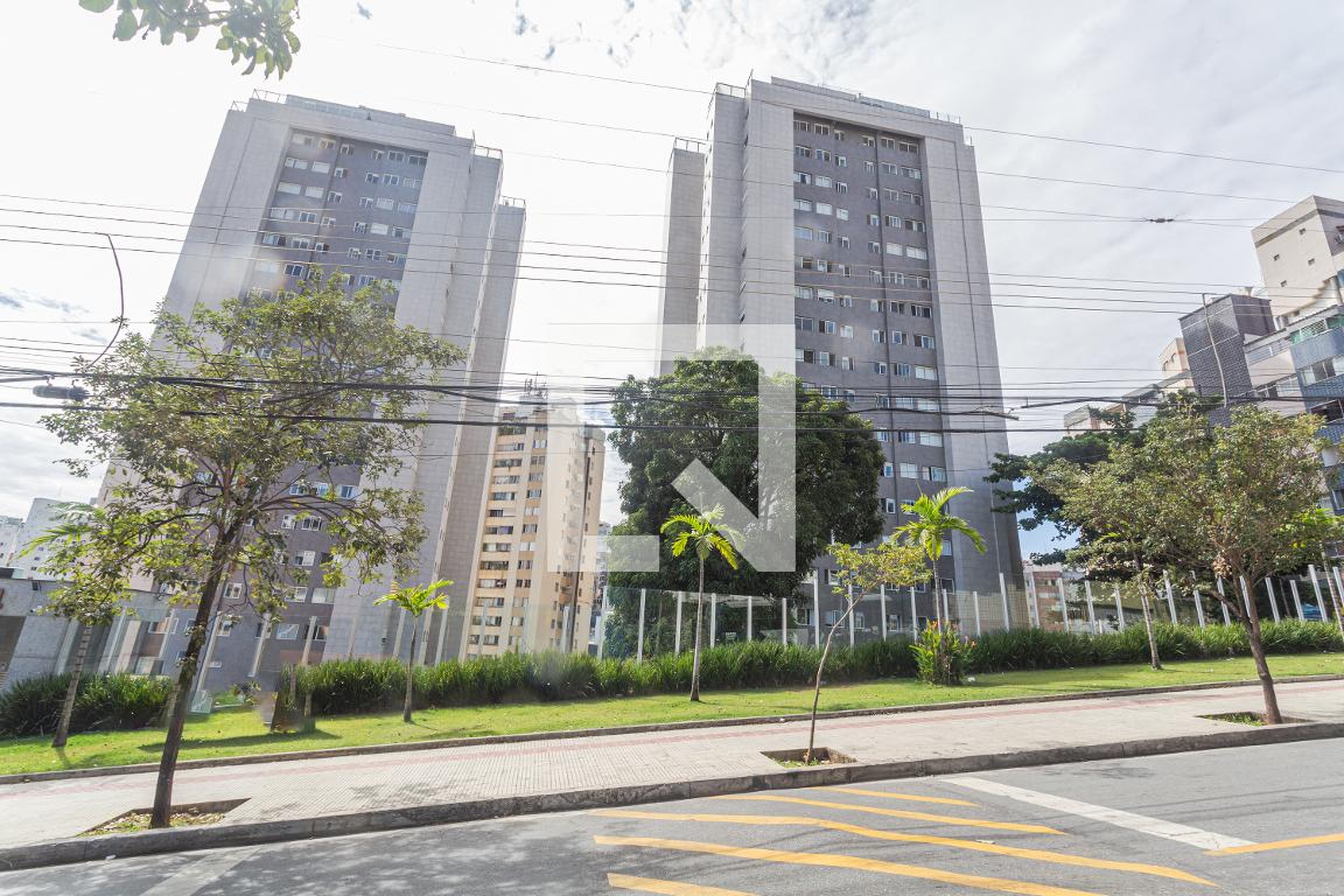 Fachada Condomínio Villagio Castelli