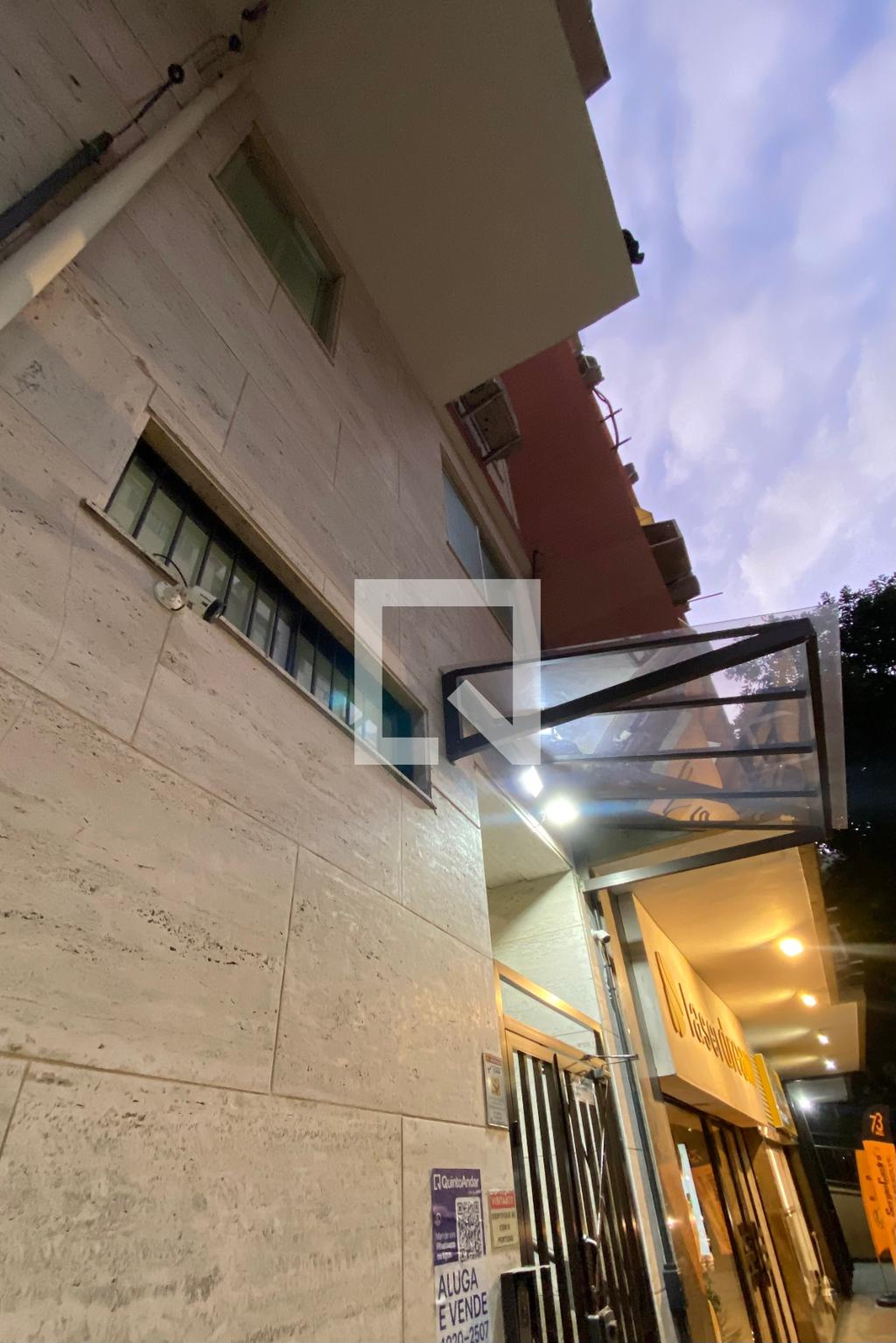 Fachada Edificio Monte Azul