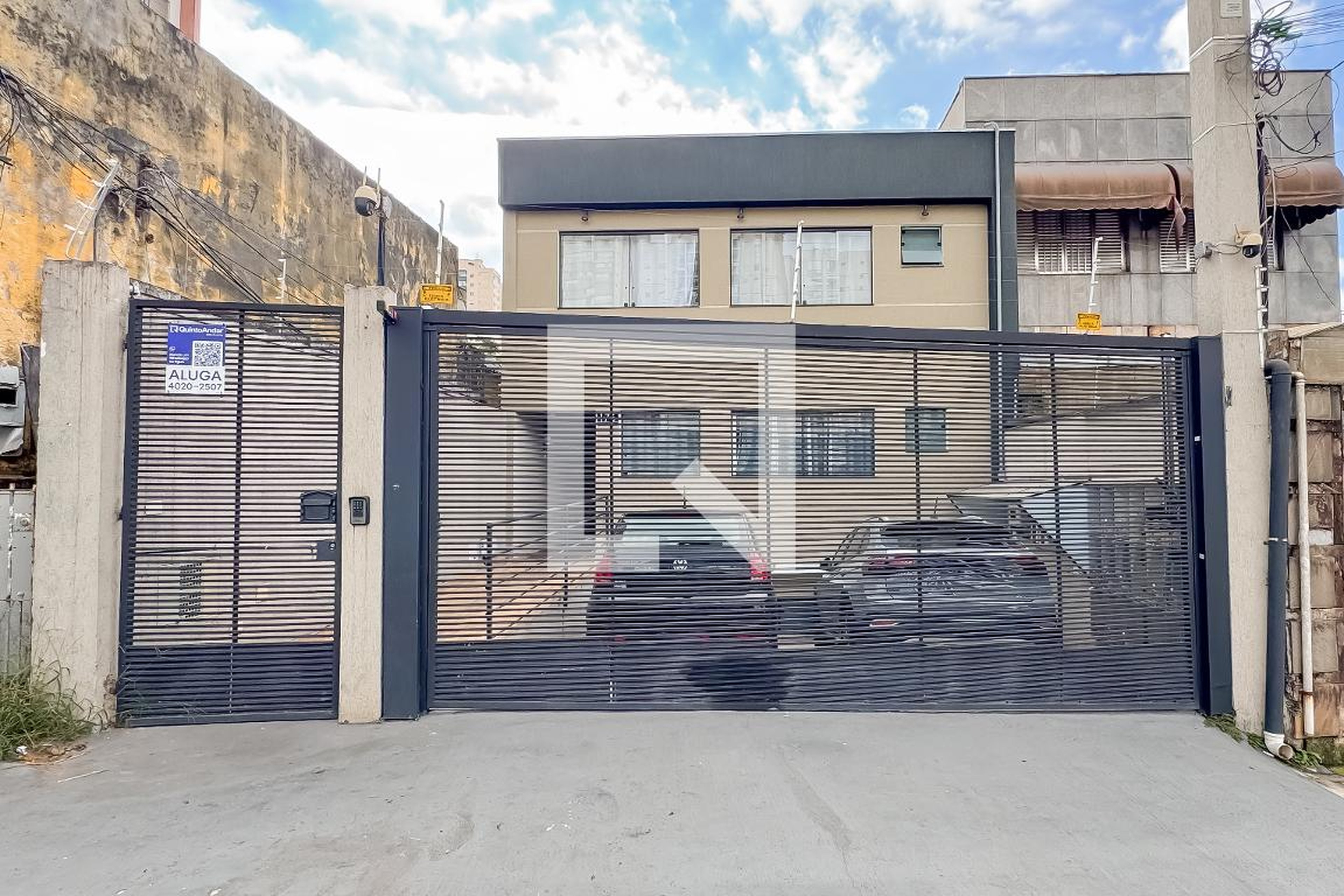 Fachada Condomínio Kitnet