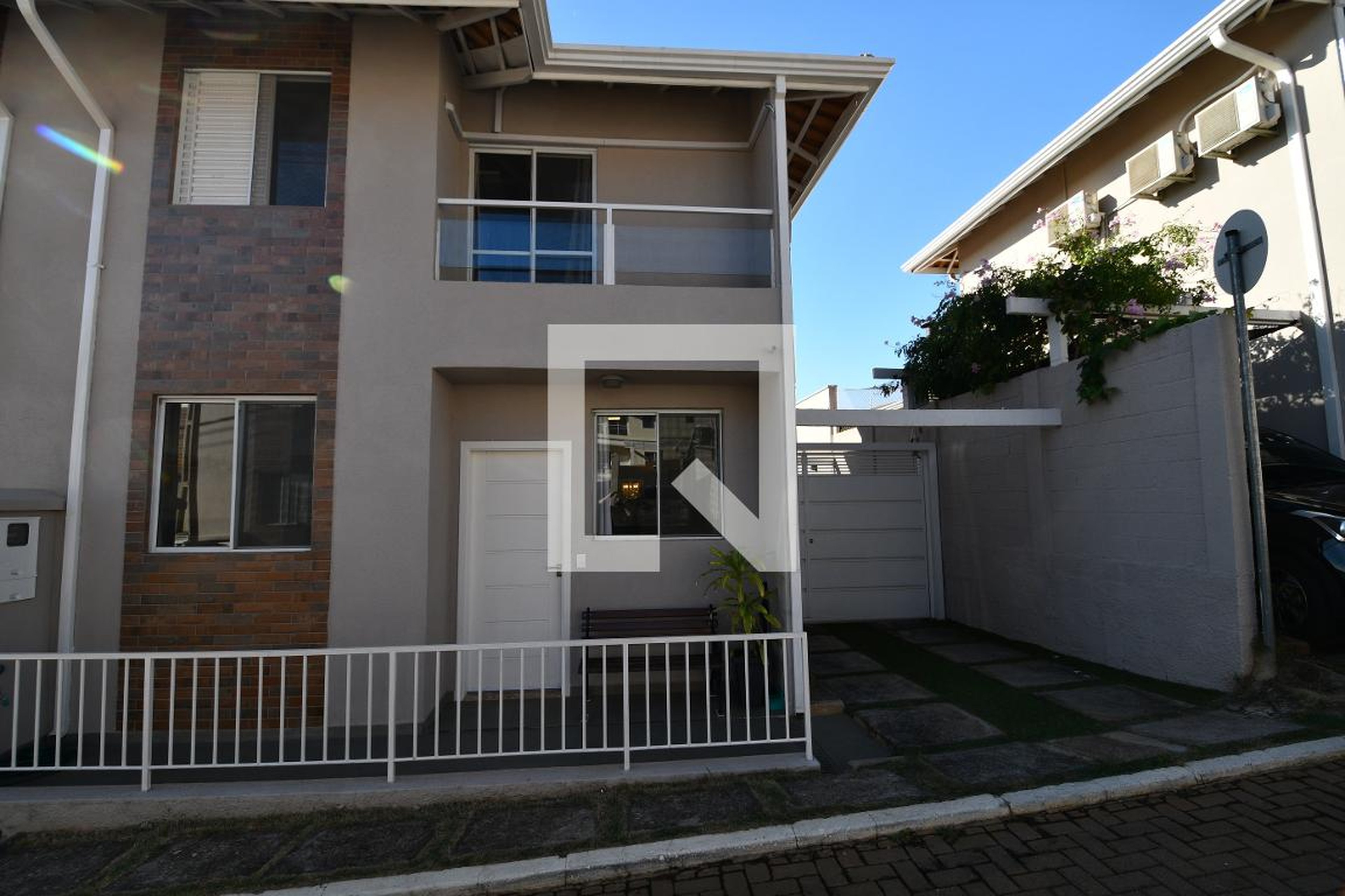 Fachada Condomínio Córsega