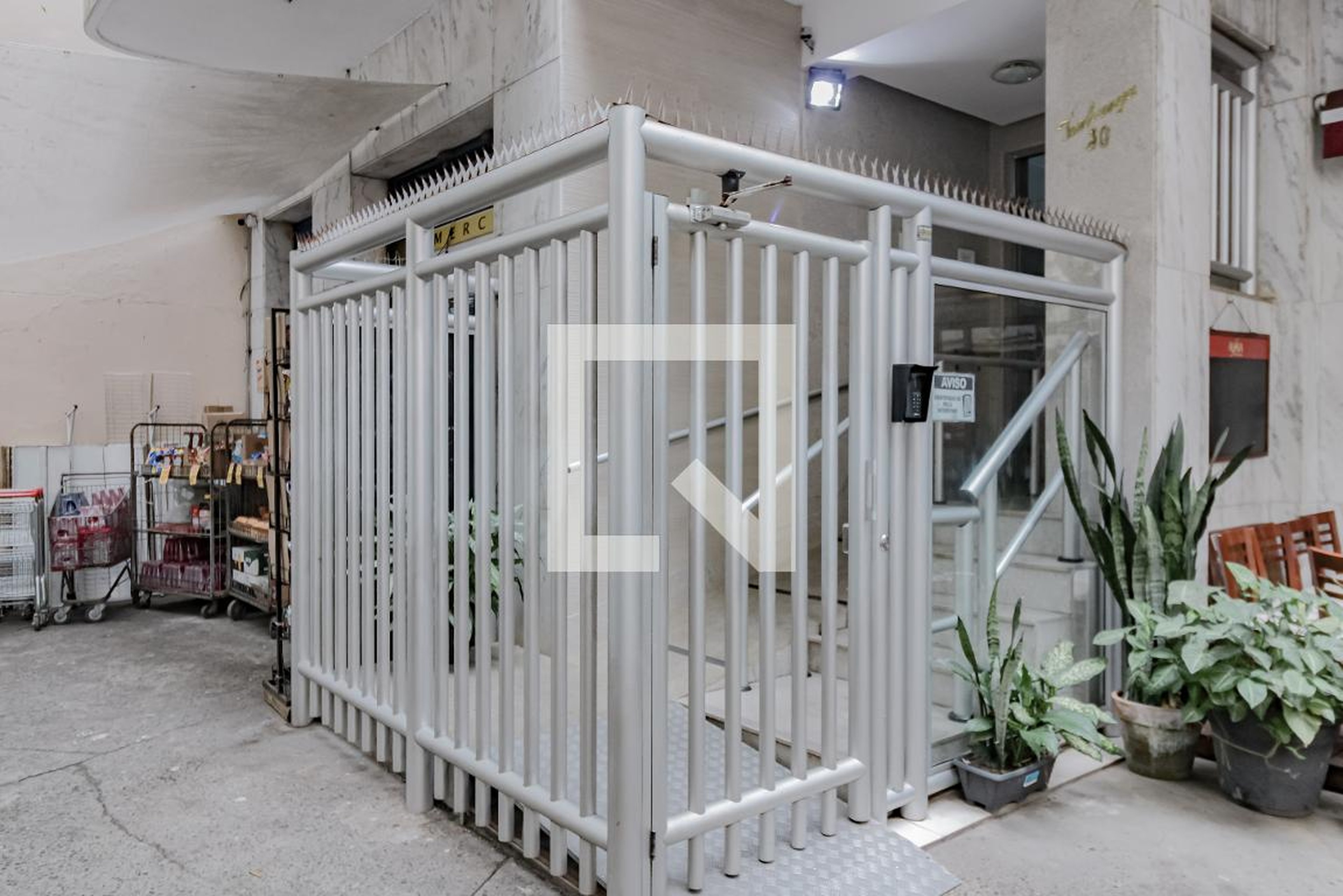 Entrada - Edifício Tanhanga