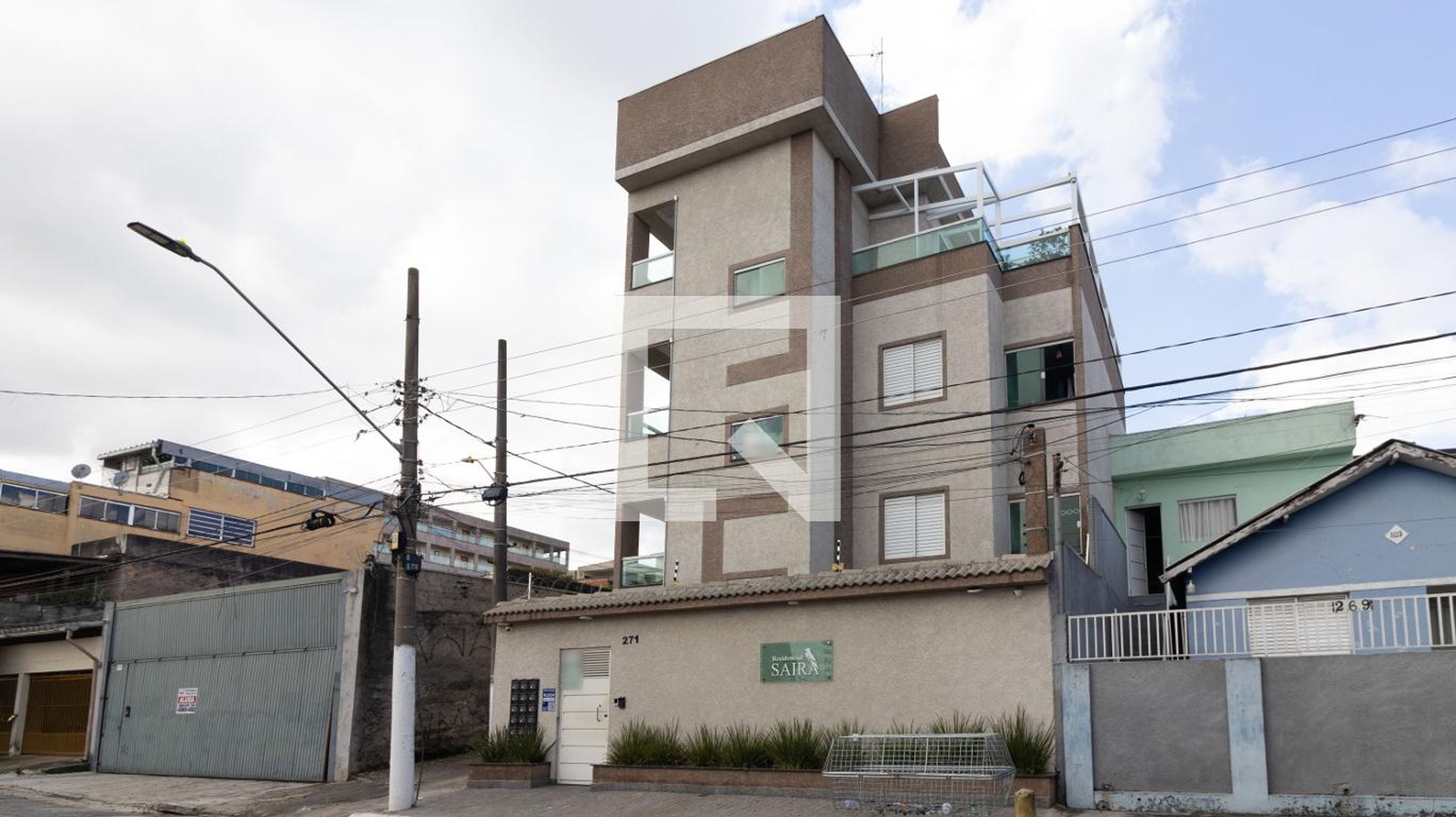 Fachada Condomínio Saira