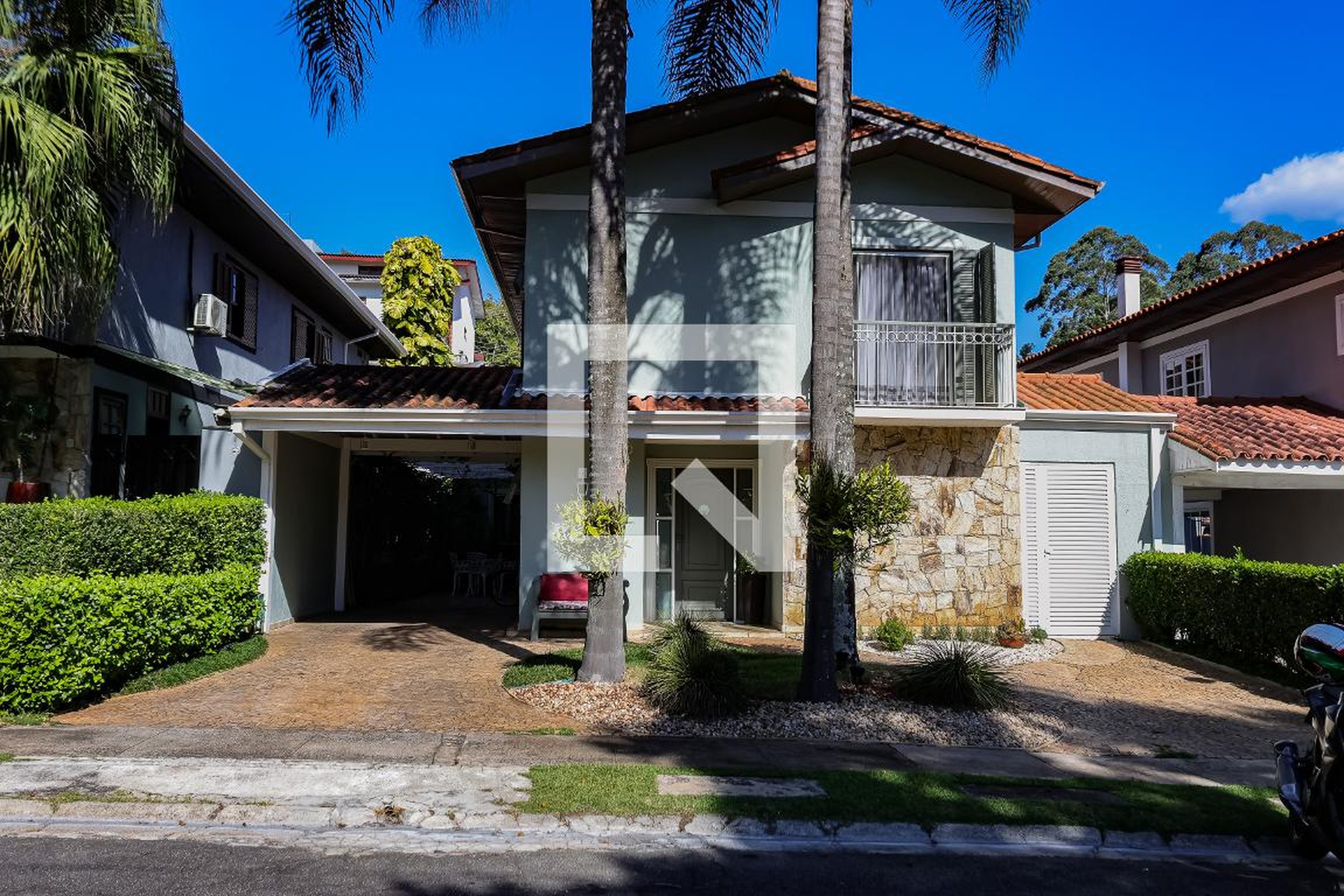 Fachada Condomínio Carmel Fechado