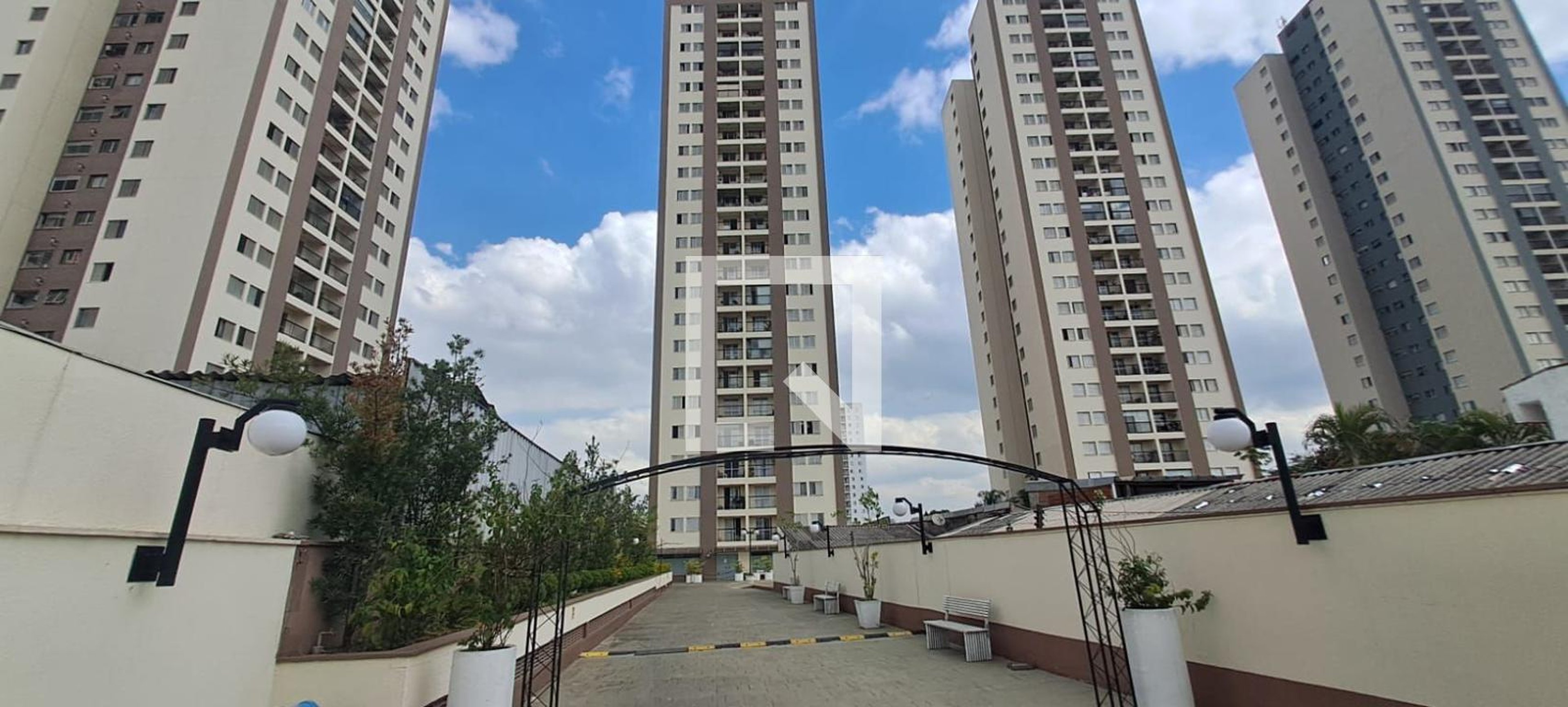 Fachada Condomínio Mirante Caetano Alvares