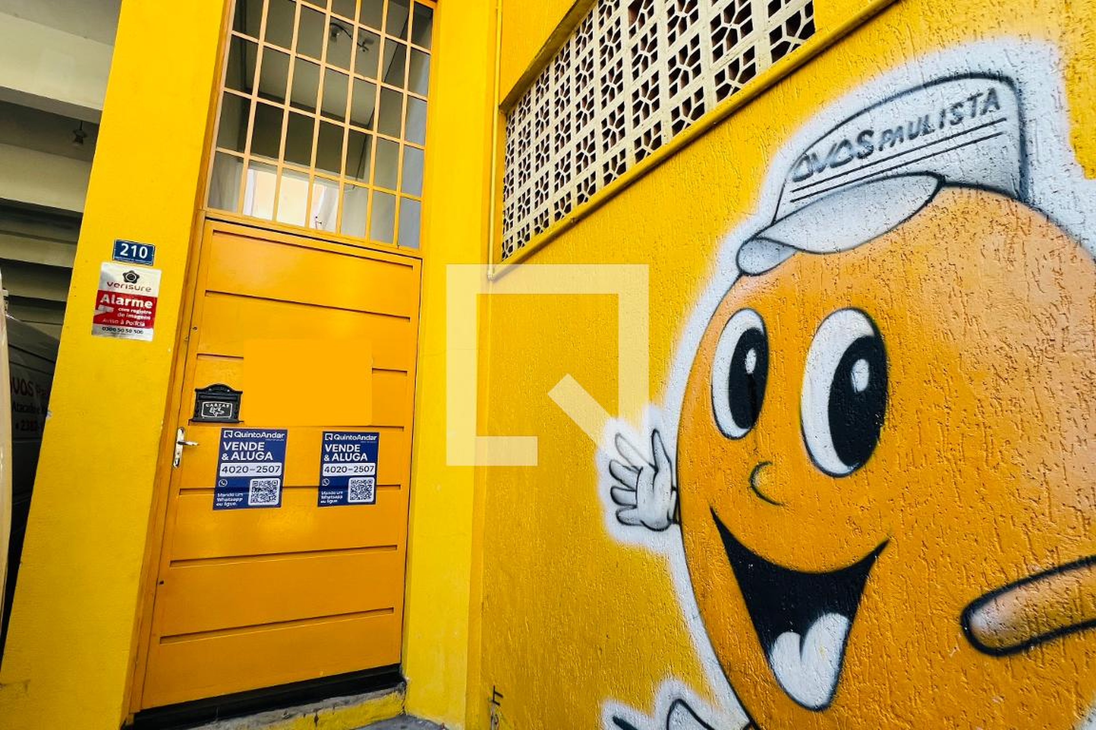 Fachada Condomínio em Avenida Maria Gebin de Moraes, 210