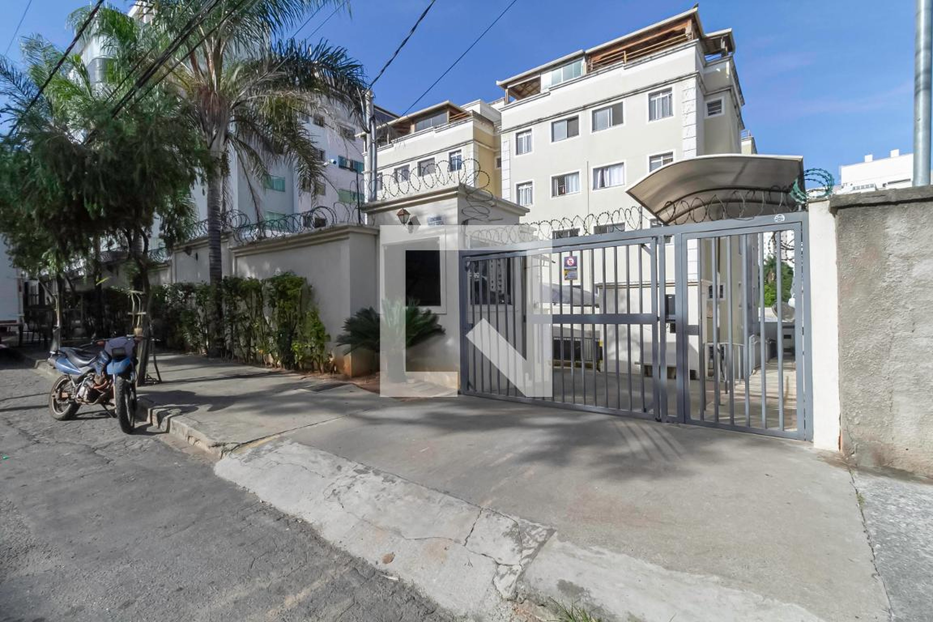 Fachada do condomínio Condomínio Parque Tropical