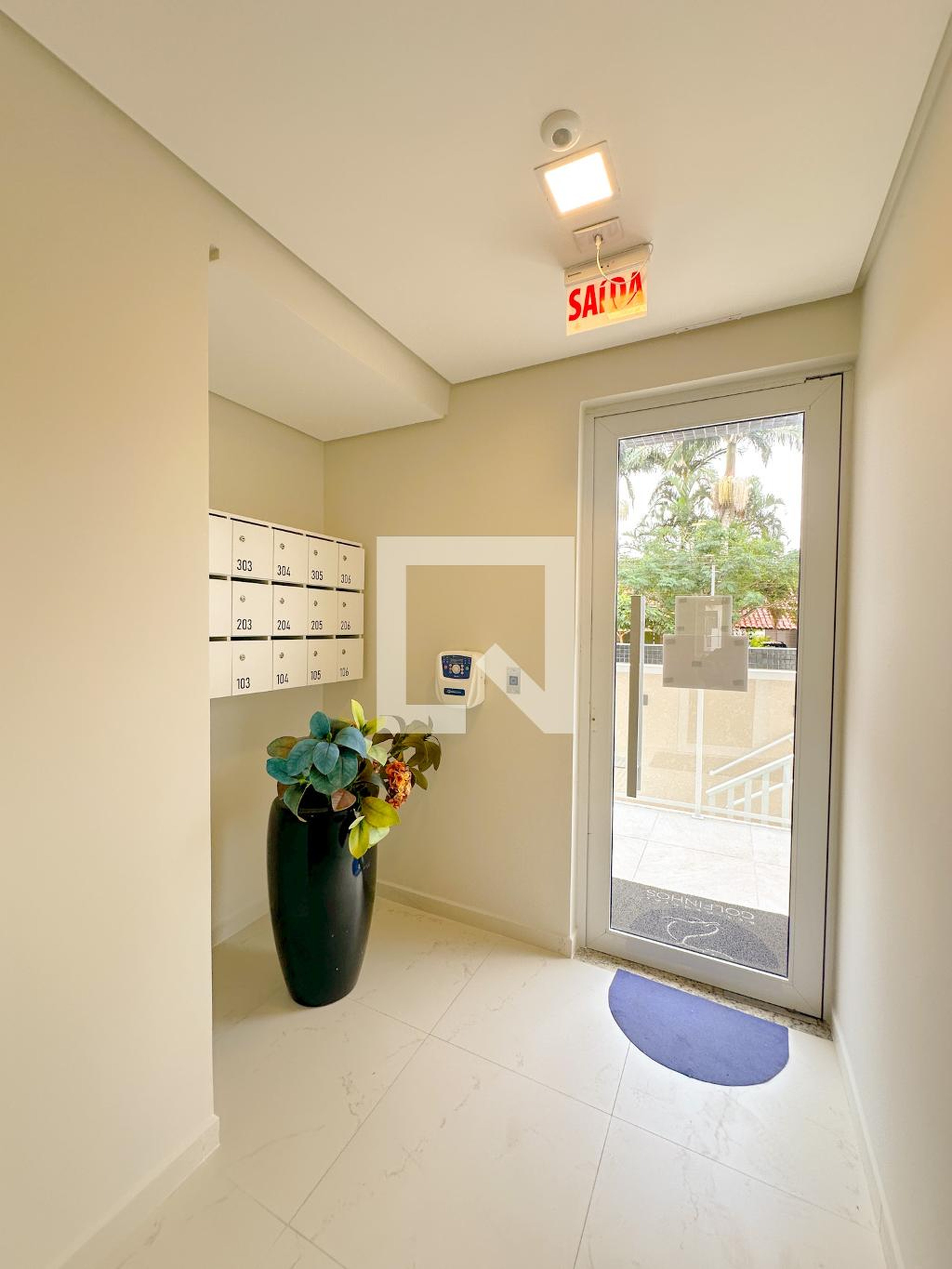 Hall de entrada - Residencial Golfinhos