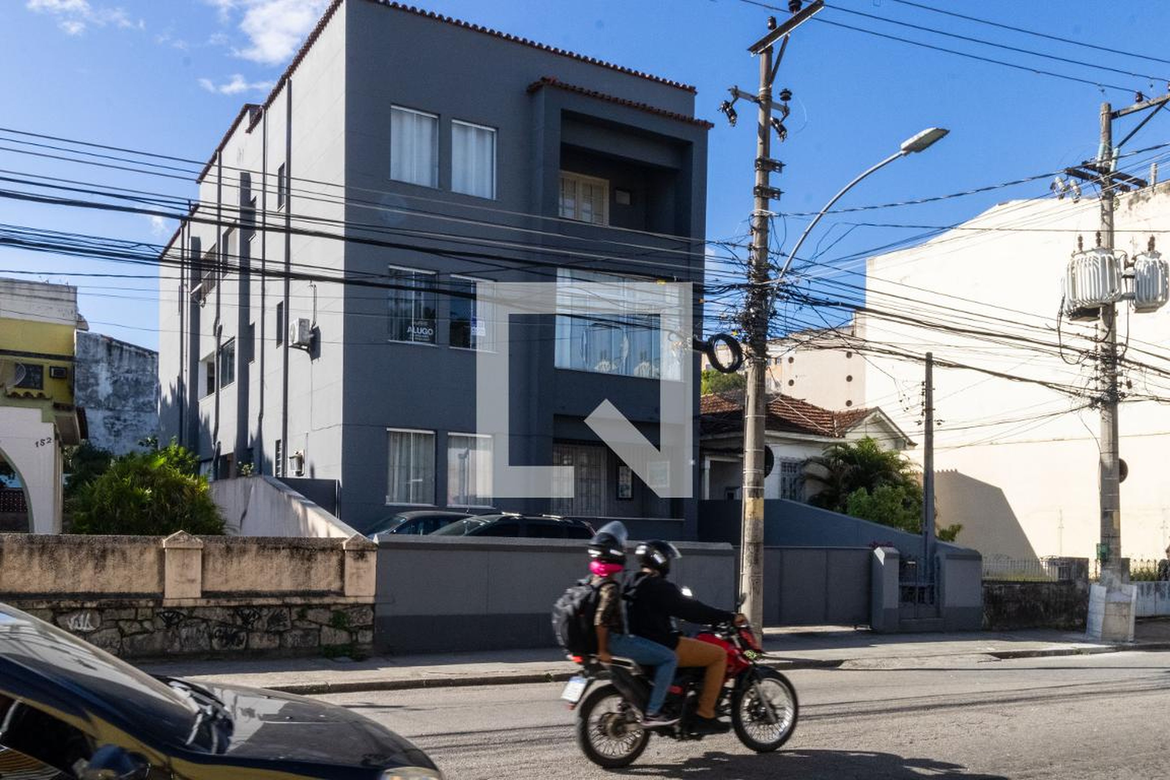 Fachada do Condomínio Condomínio em Rua Barcelos Domingos, 146