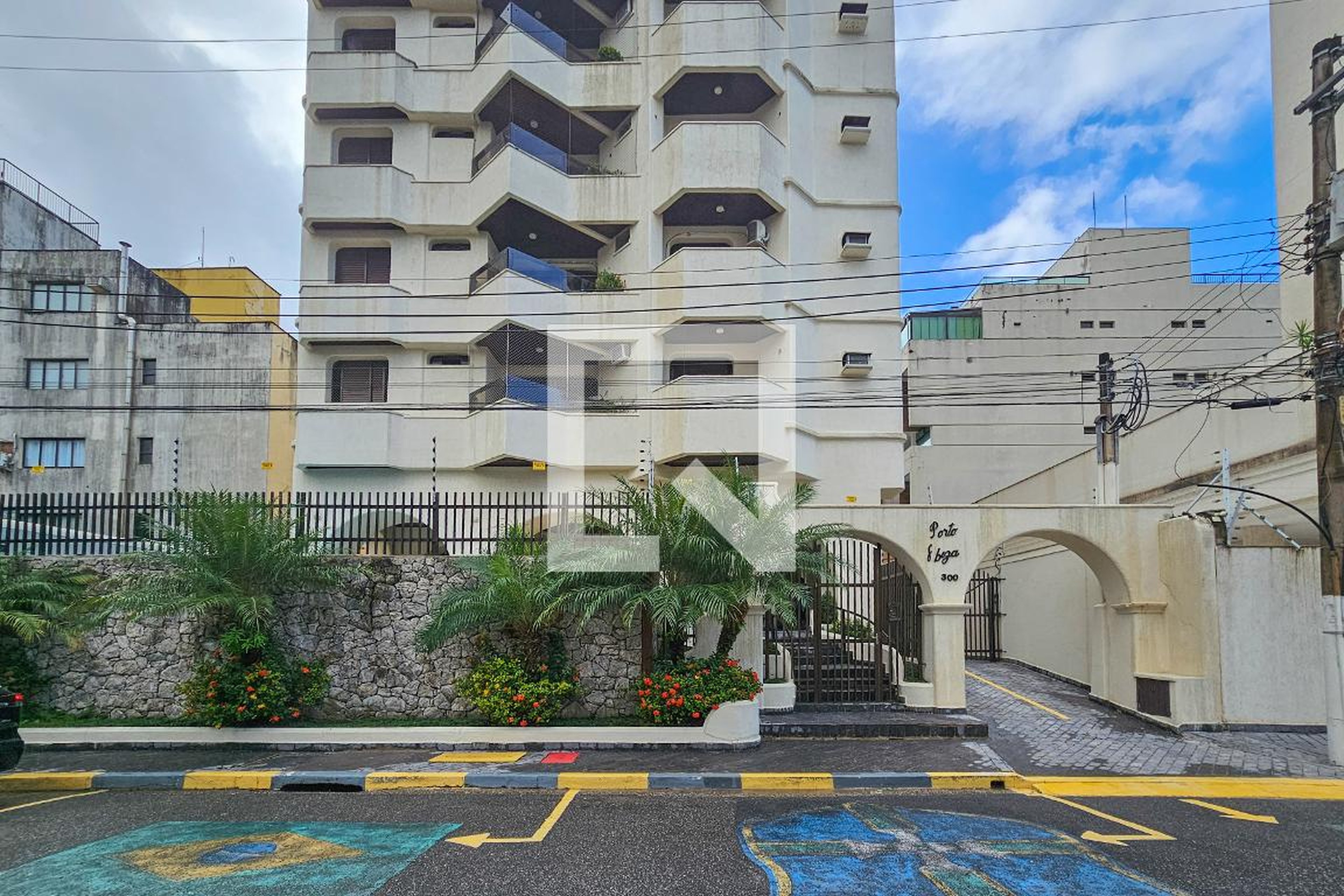 Fachada Condomínio Ed, Porto Ibizza