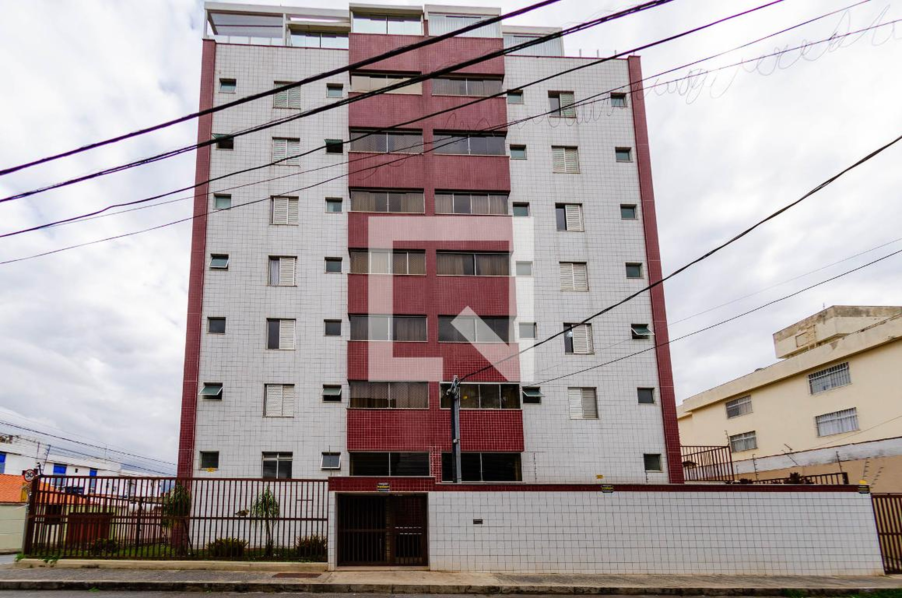 Fachada Condomínio em Rua Boreal, 15