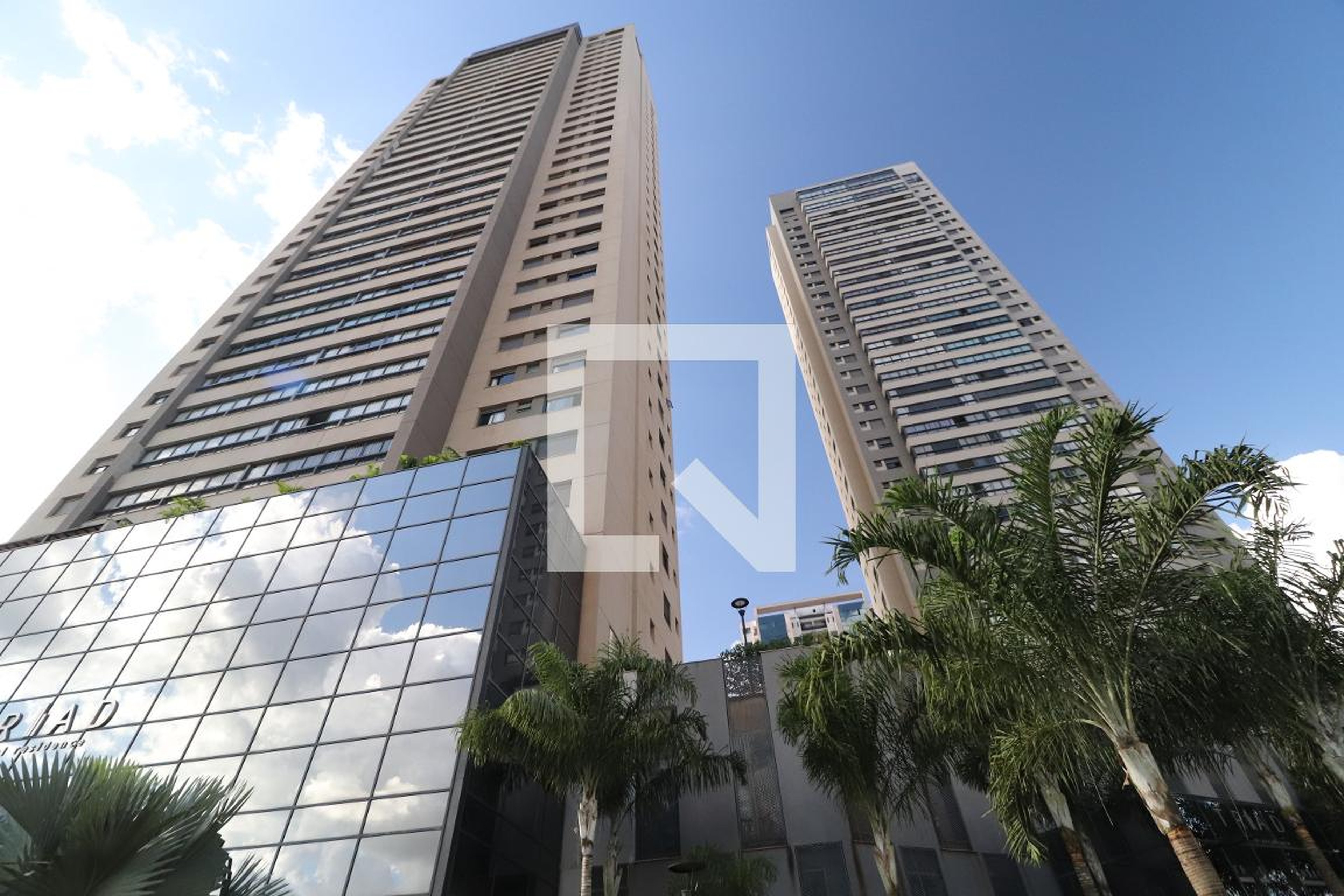 Fachada Condomínio Triad Vertical Residence