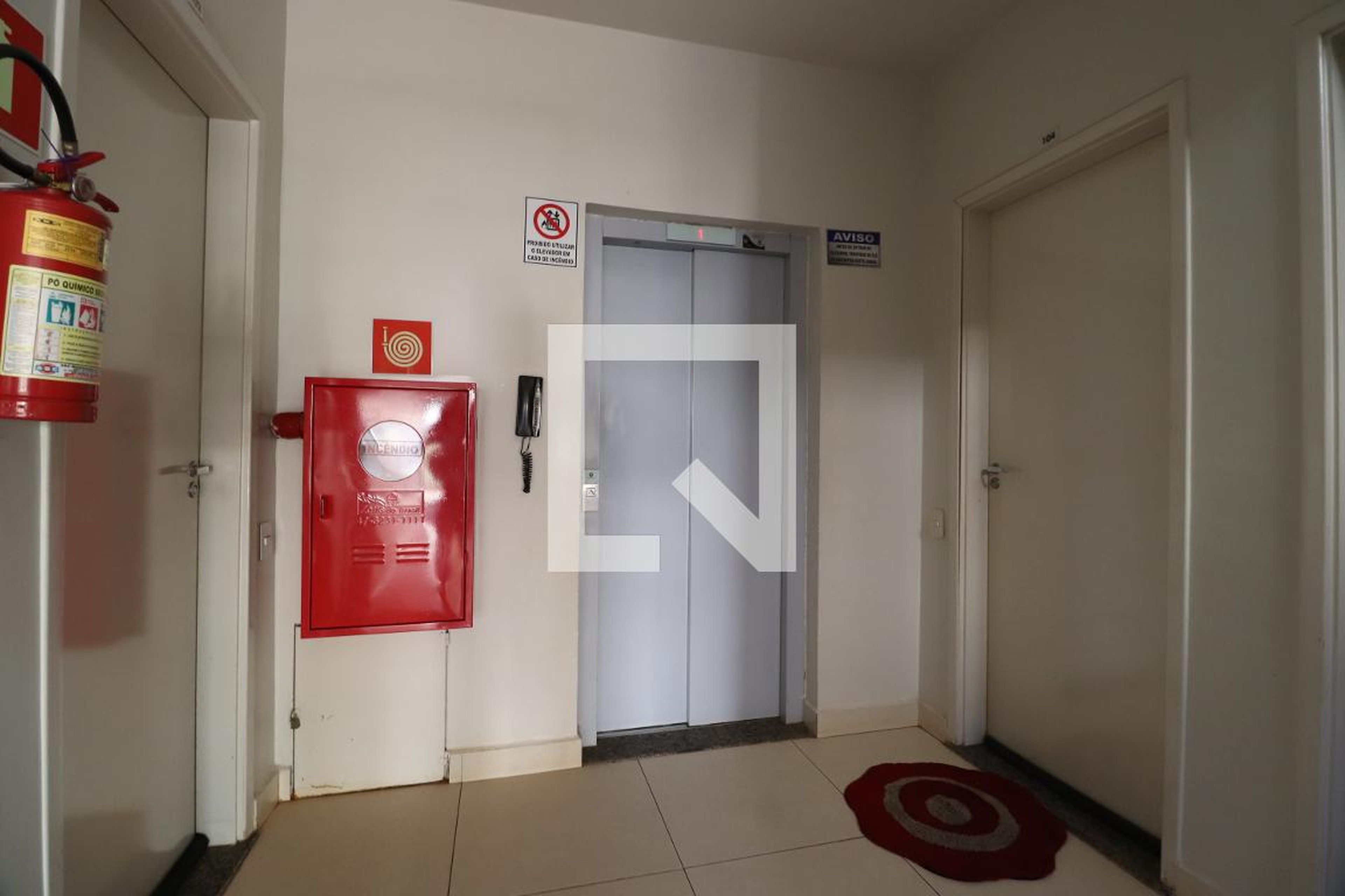 Elevador - Smart Tower Jardim Holanda II