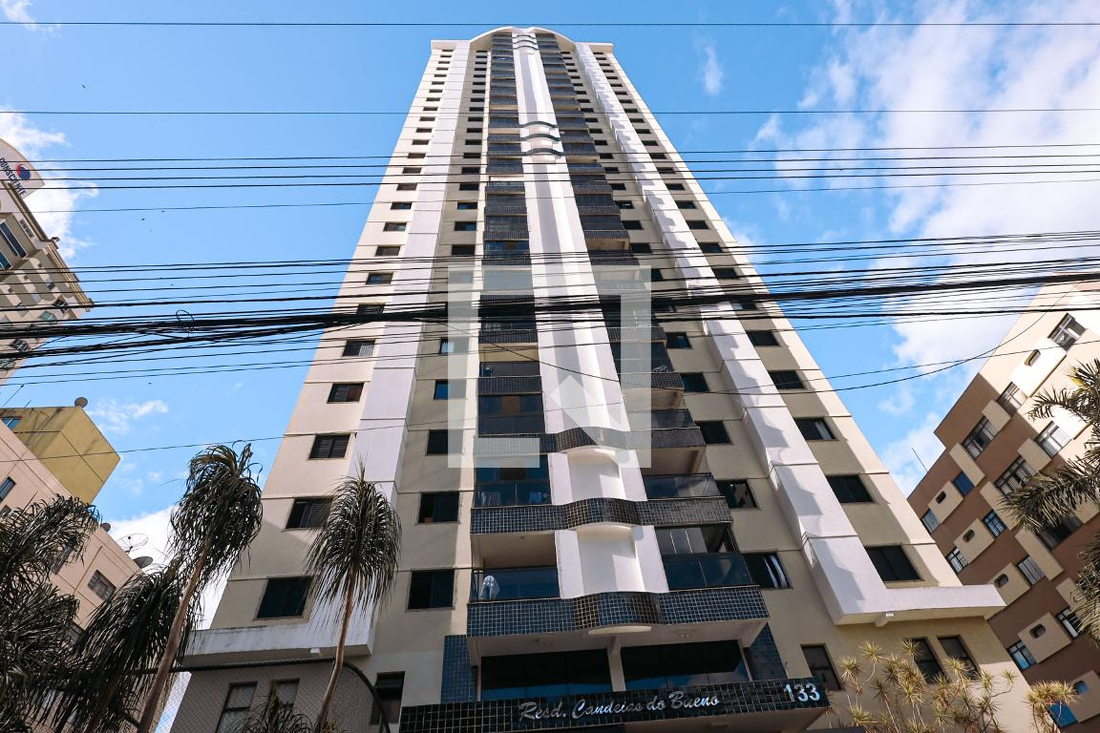 Fachada Condomínio em Rua T 27, 133