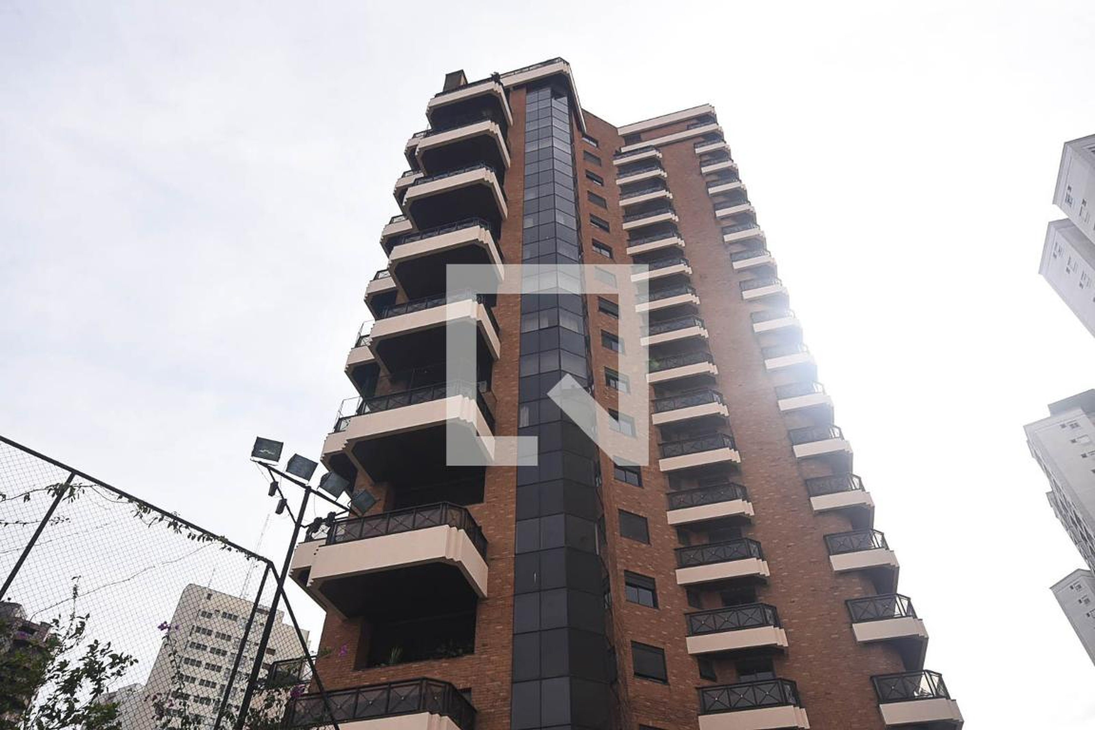 Fachada Condomínio Saint Germain