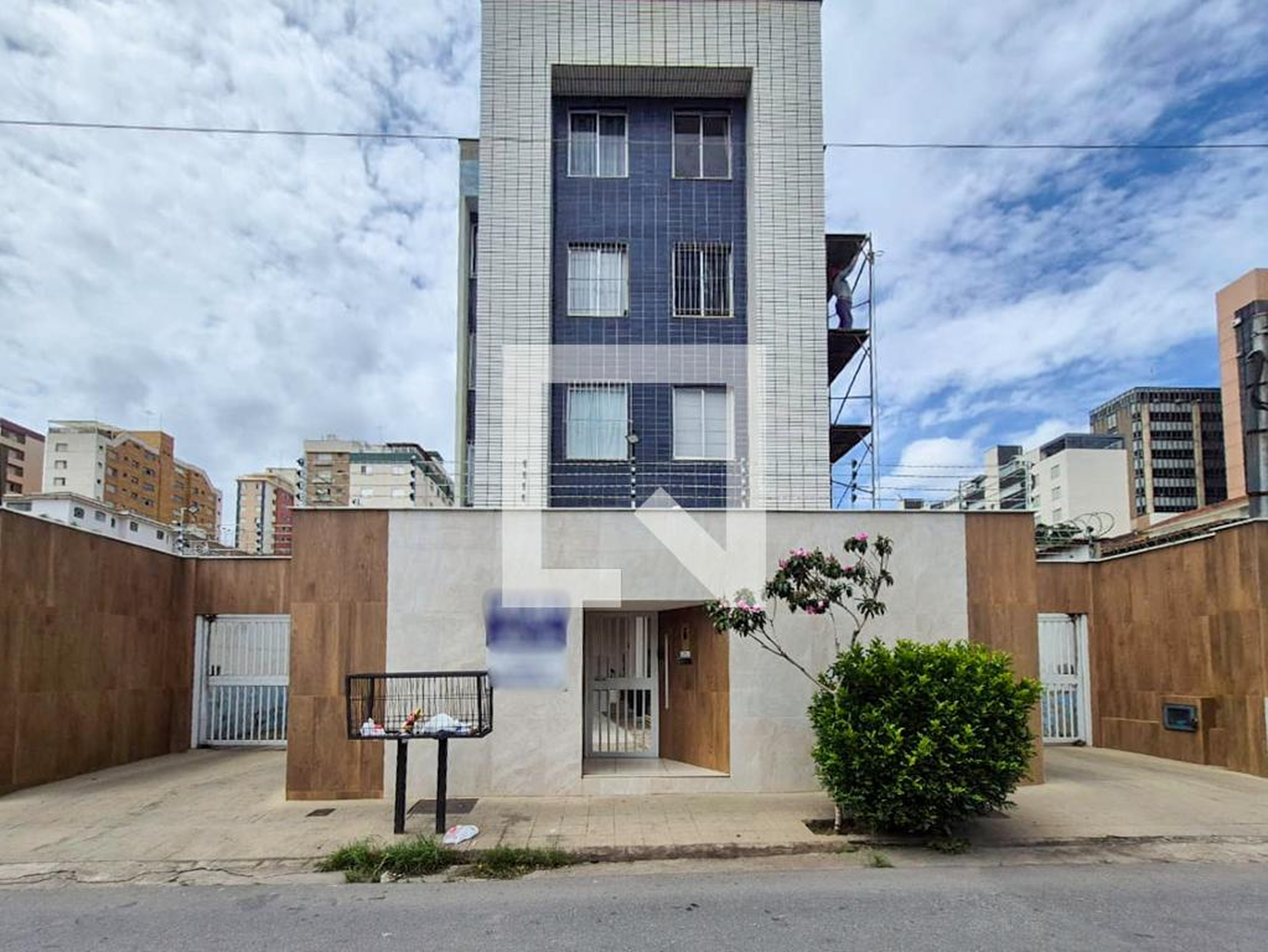 Fachada Condomínio em Rua Major Barbosa, 114