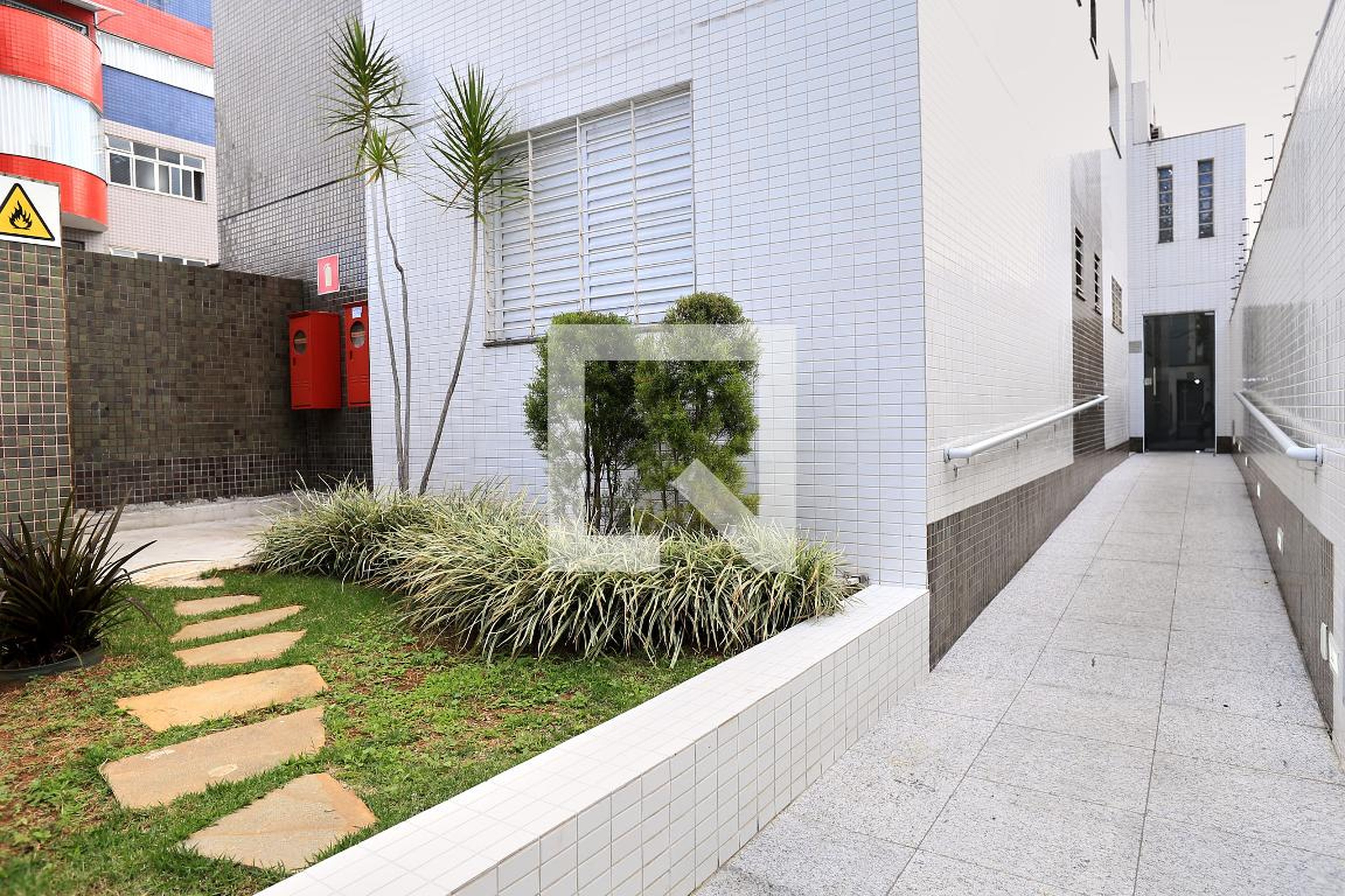 Área comum - Edifício Francisca Moreira Serva de Maria