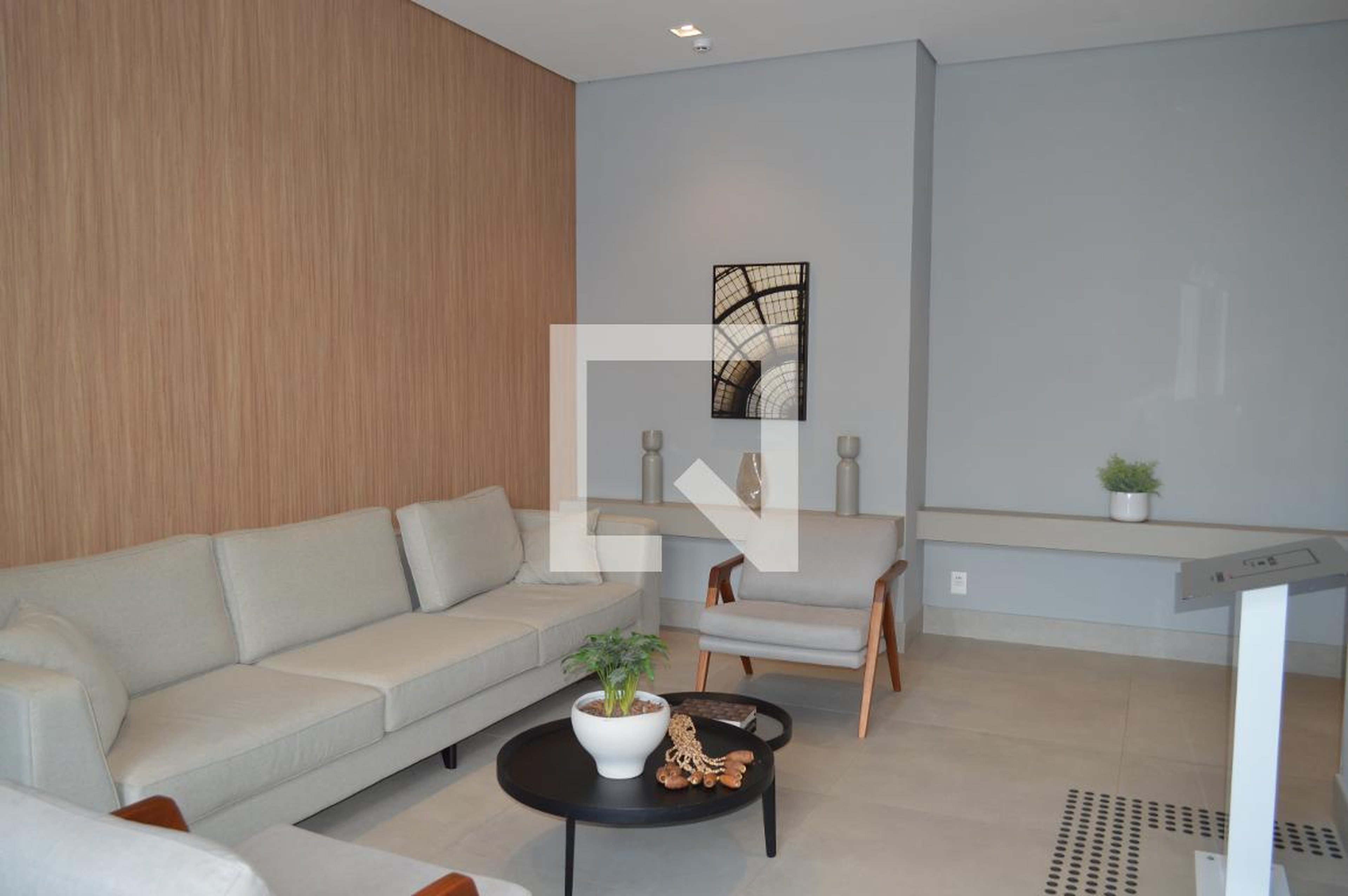 Hall - Smart Studios Santa Cruz