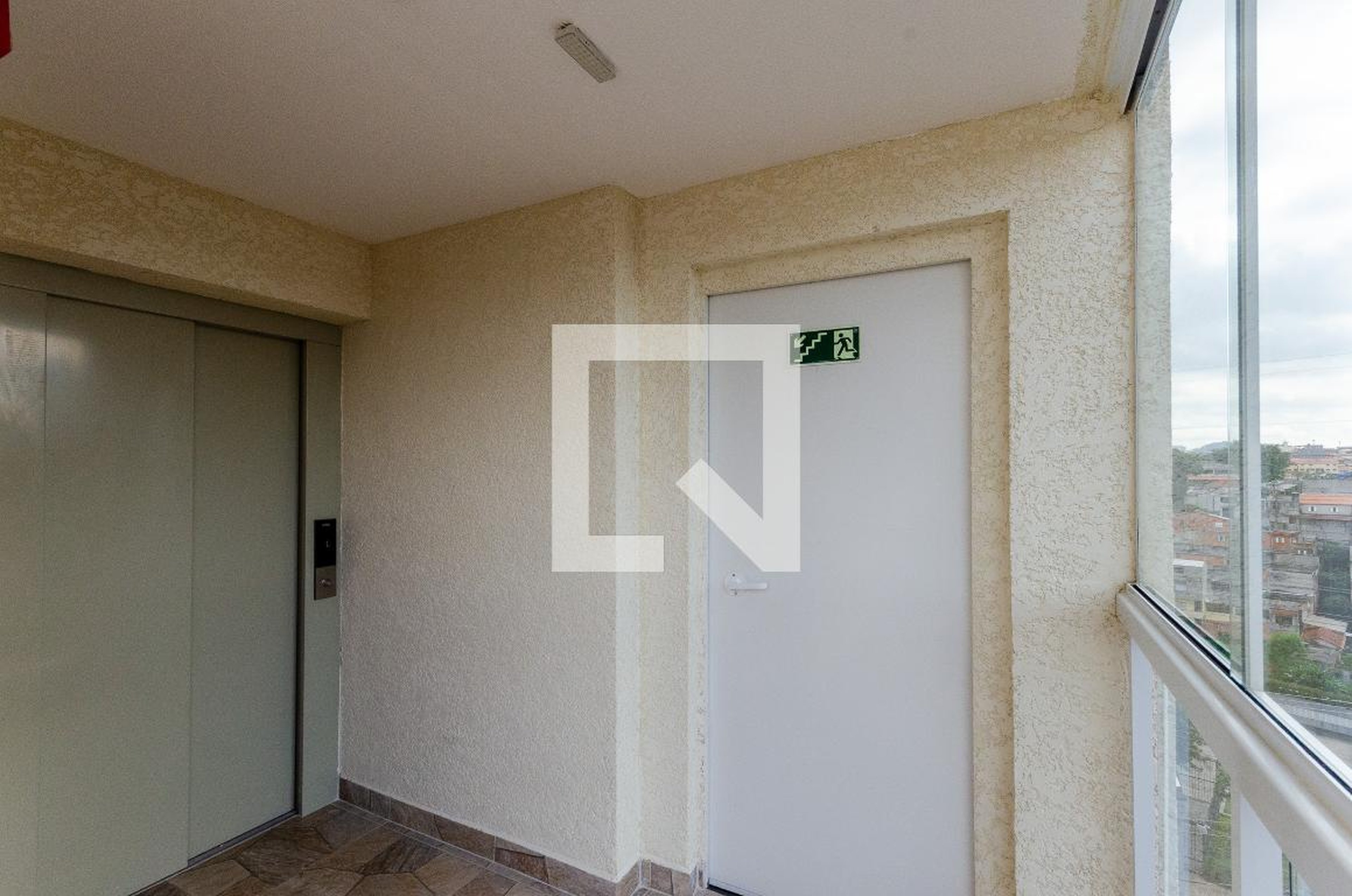 Elevador - Residencial Baroni III