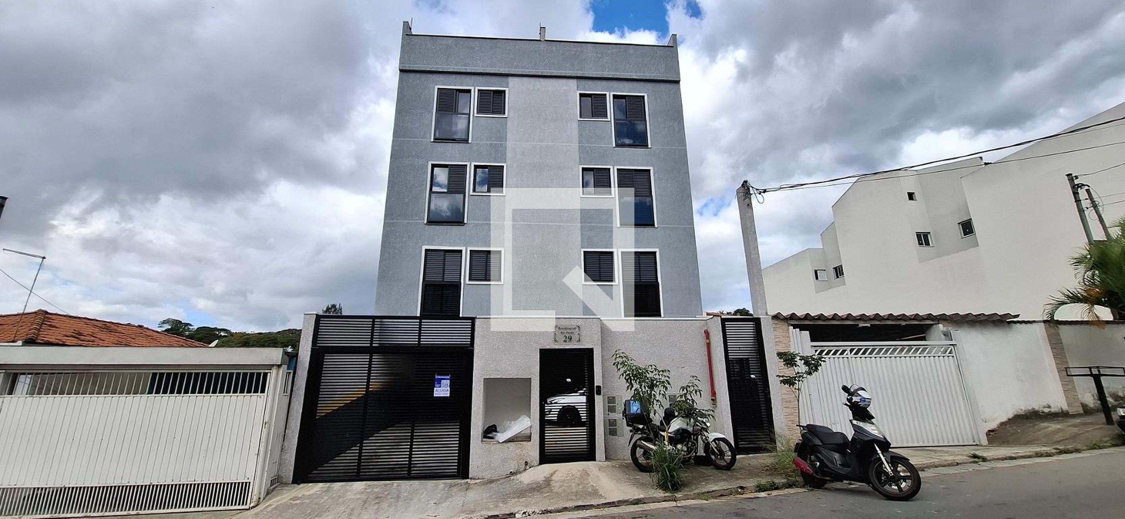 Fachada Condomínio em Rua Rio Pardo, 29
