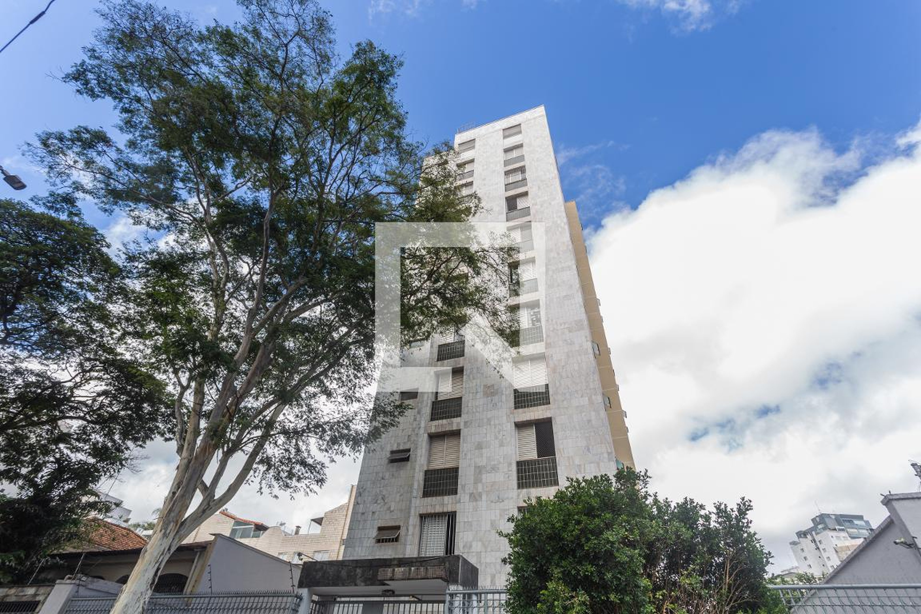 Fachada Condomínio em Rua Joanésia, 118