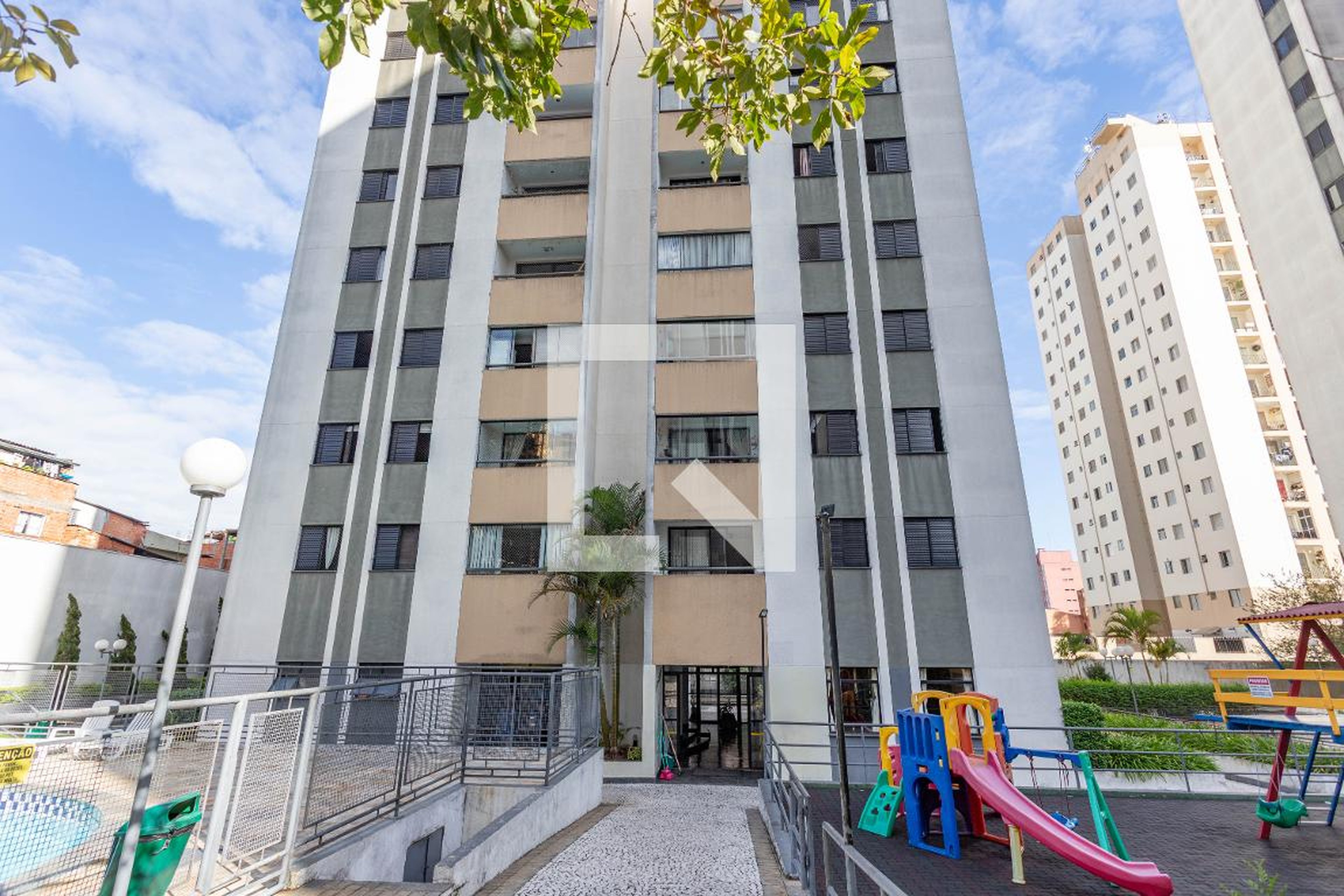 Fachada Condomínio Four Seasons