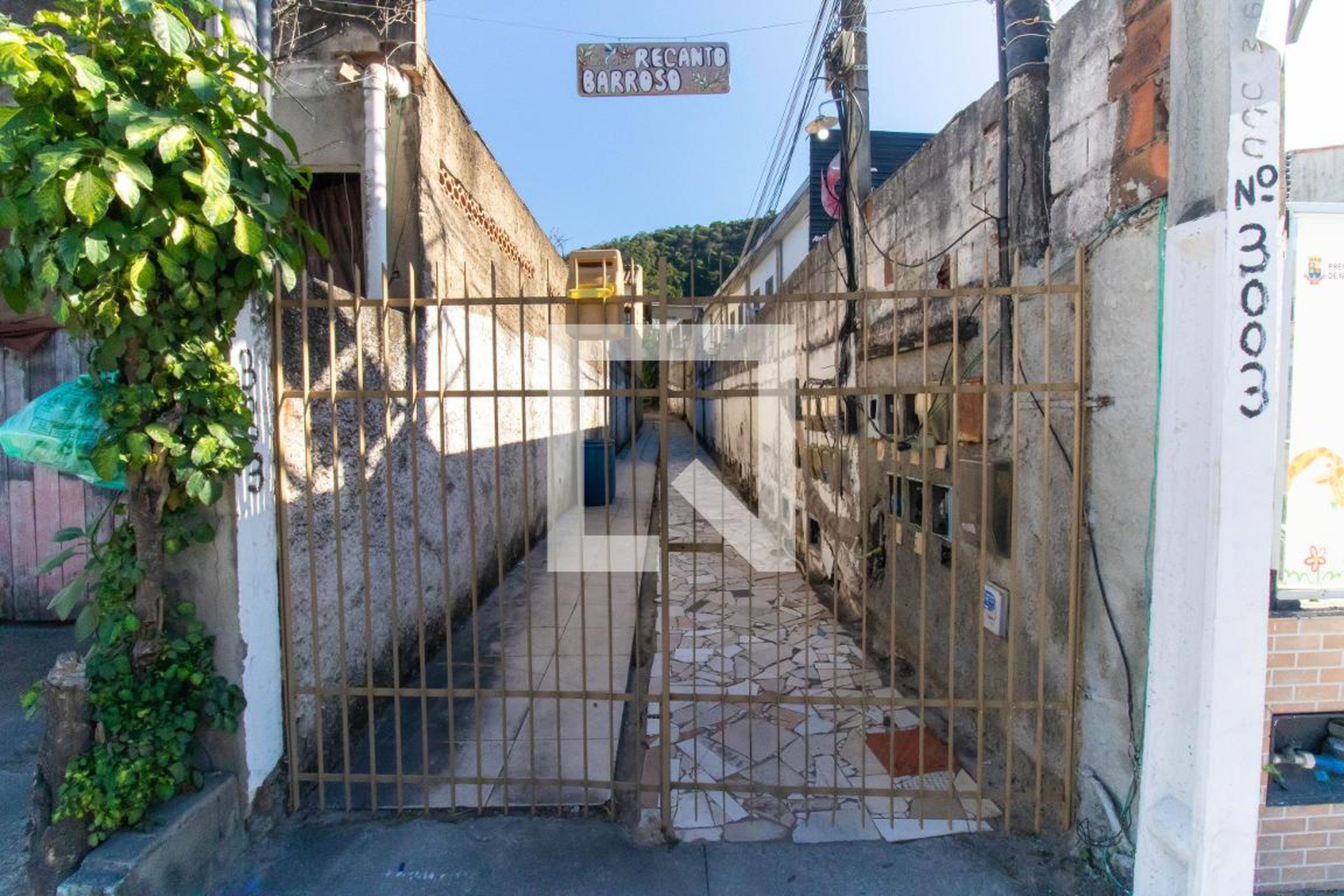 Fachada Condomínio em Estrada Francisco da Cruz Nunes, 3003