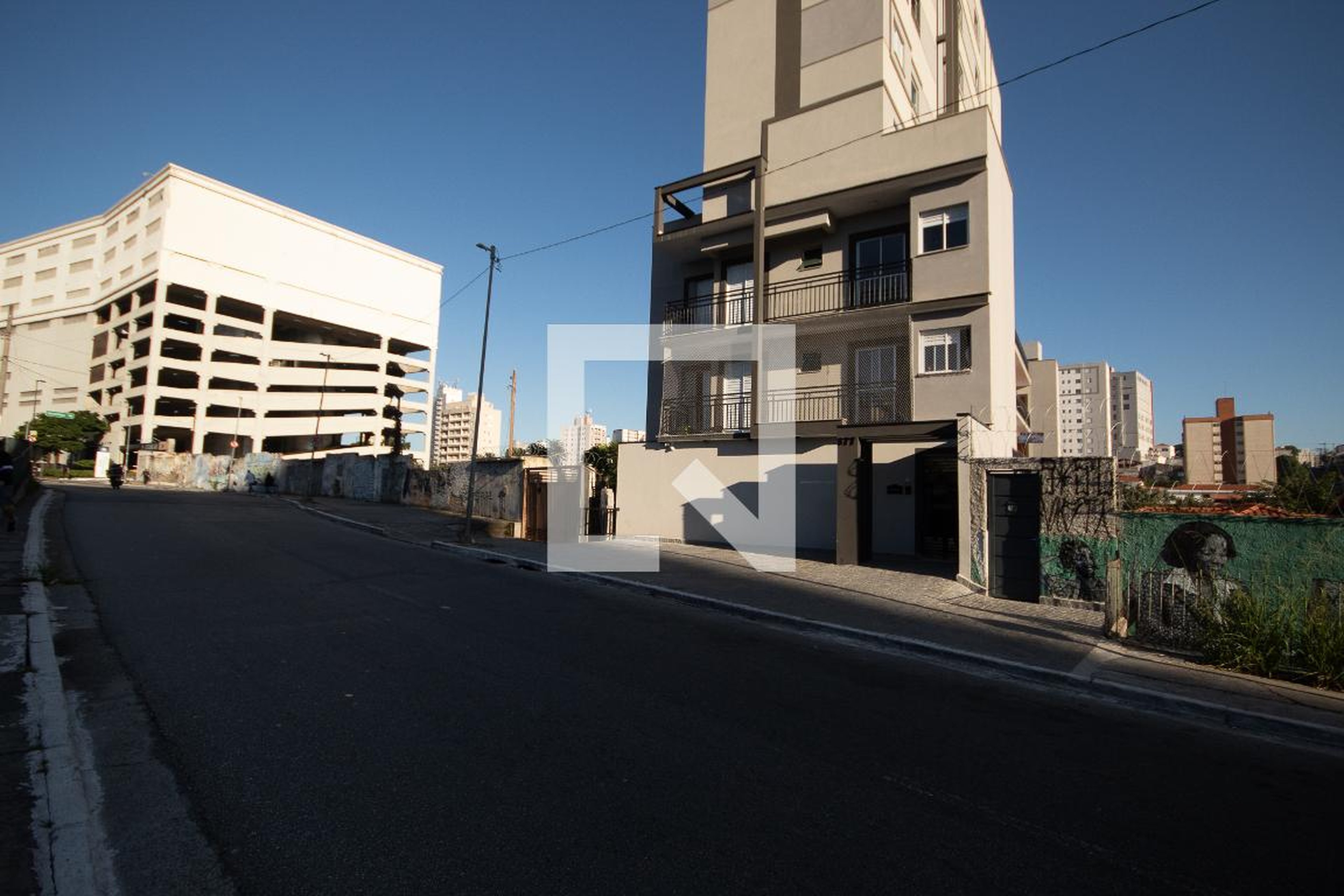 Fachada do Prédio Condomínio em Rua Paulo de Faria, 377