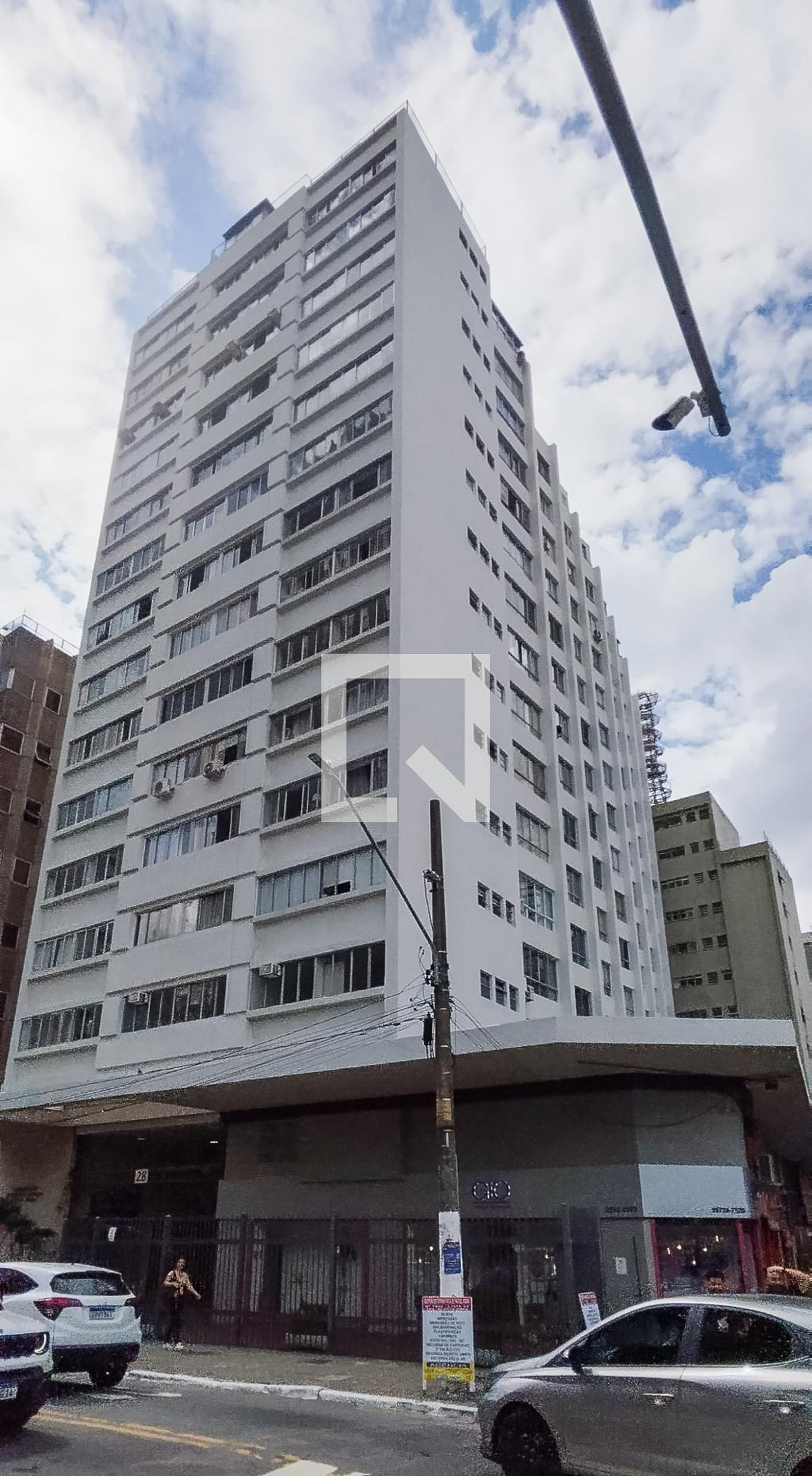 Fachada Condomínio em Alameda Ribeirão Preto, 33