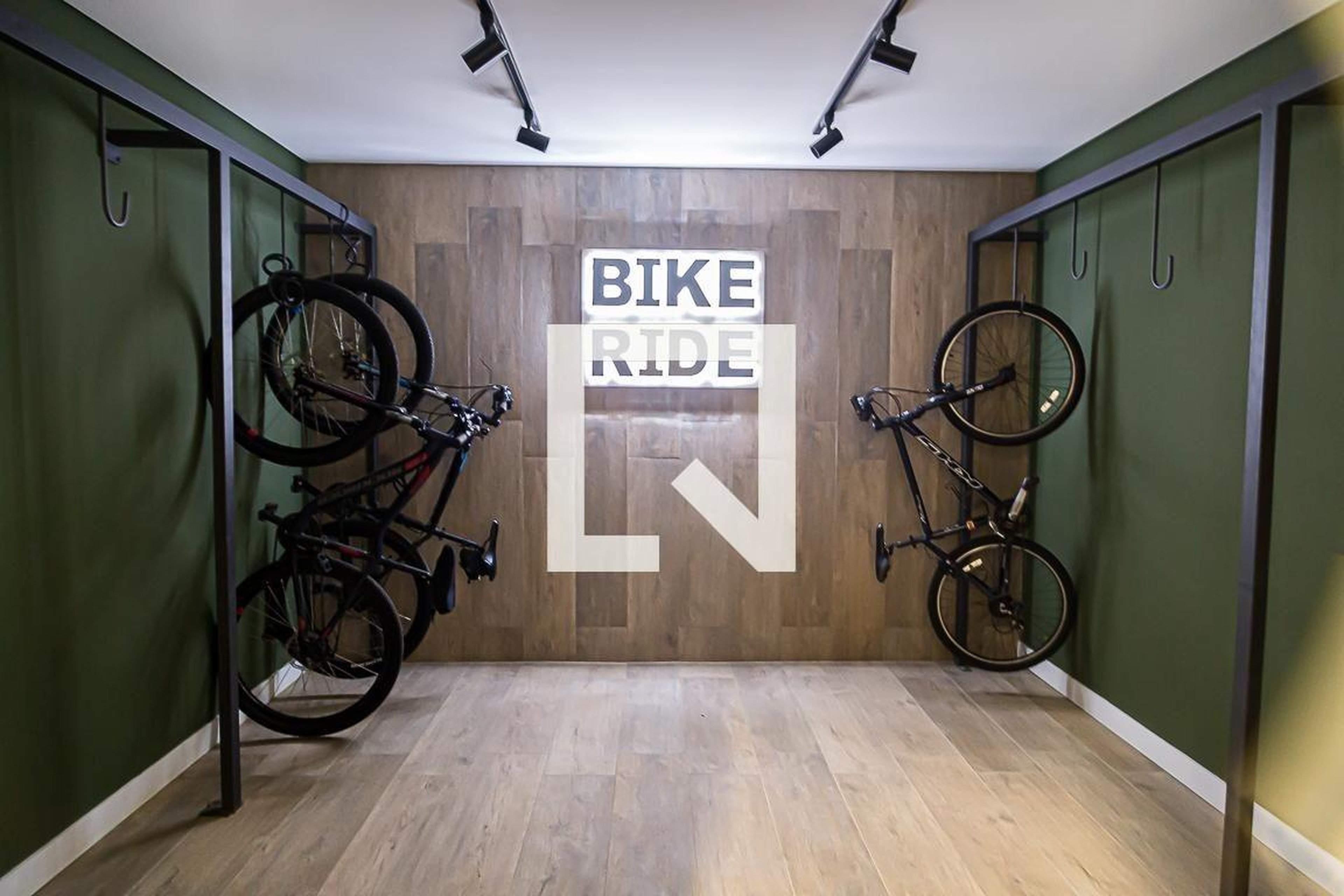 Bicicletário - Praça Saúde BY You