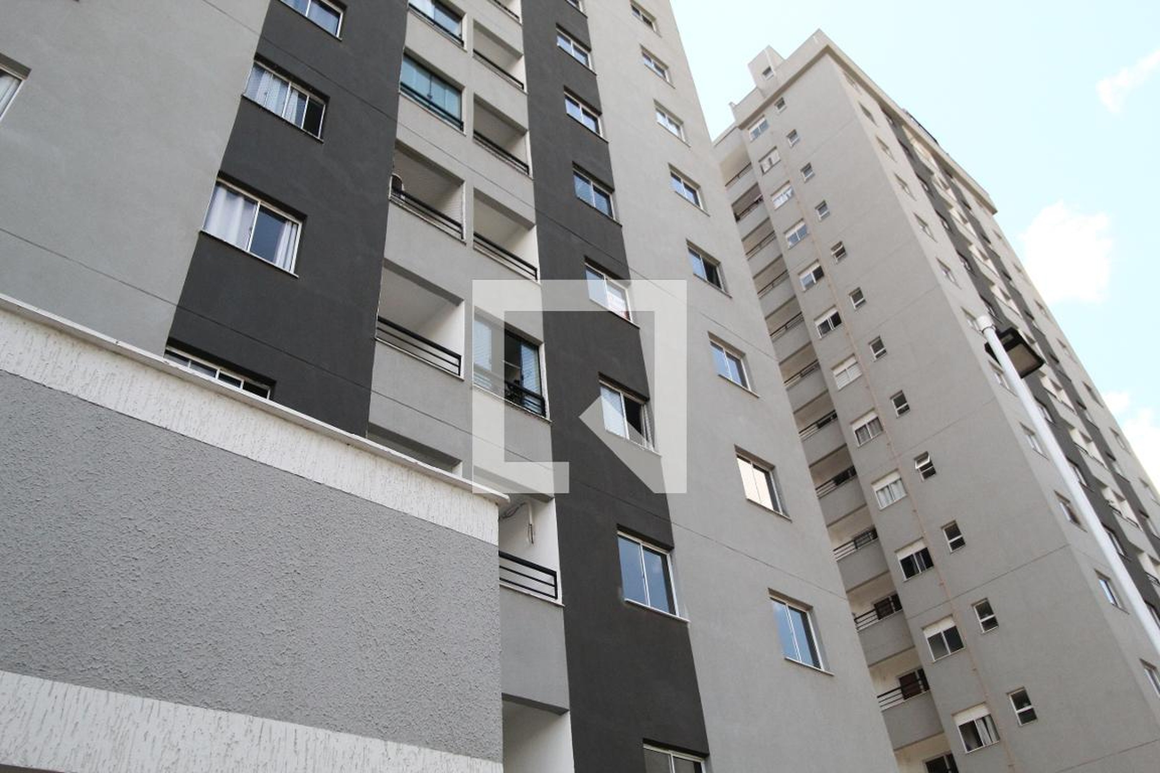 Fachada Condomínio Park Martins