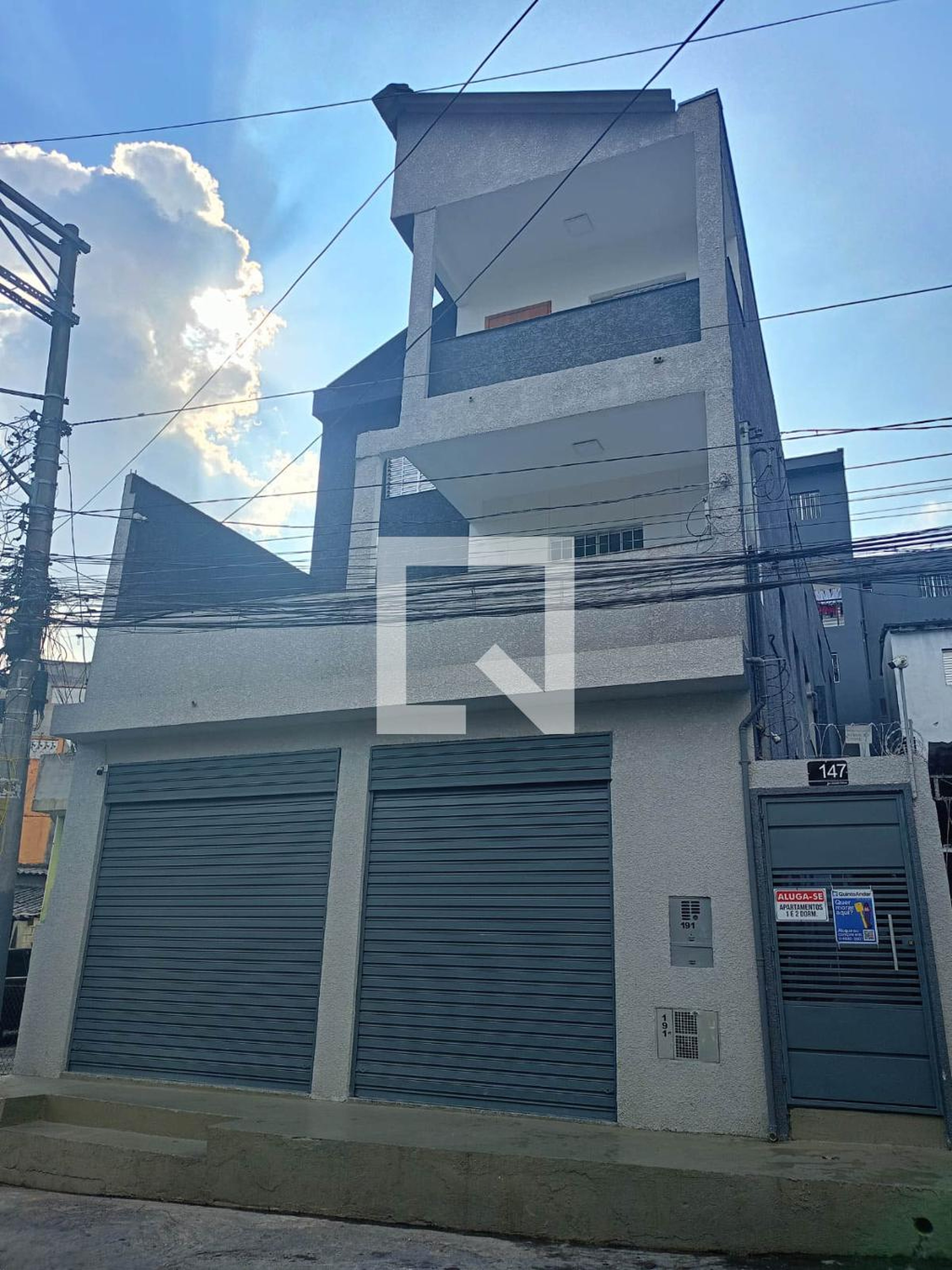 Fachada Condomínio em Rua Clodoaldo Pedroso, 147
