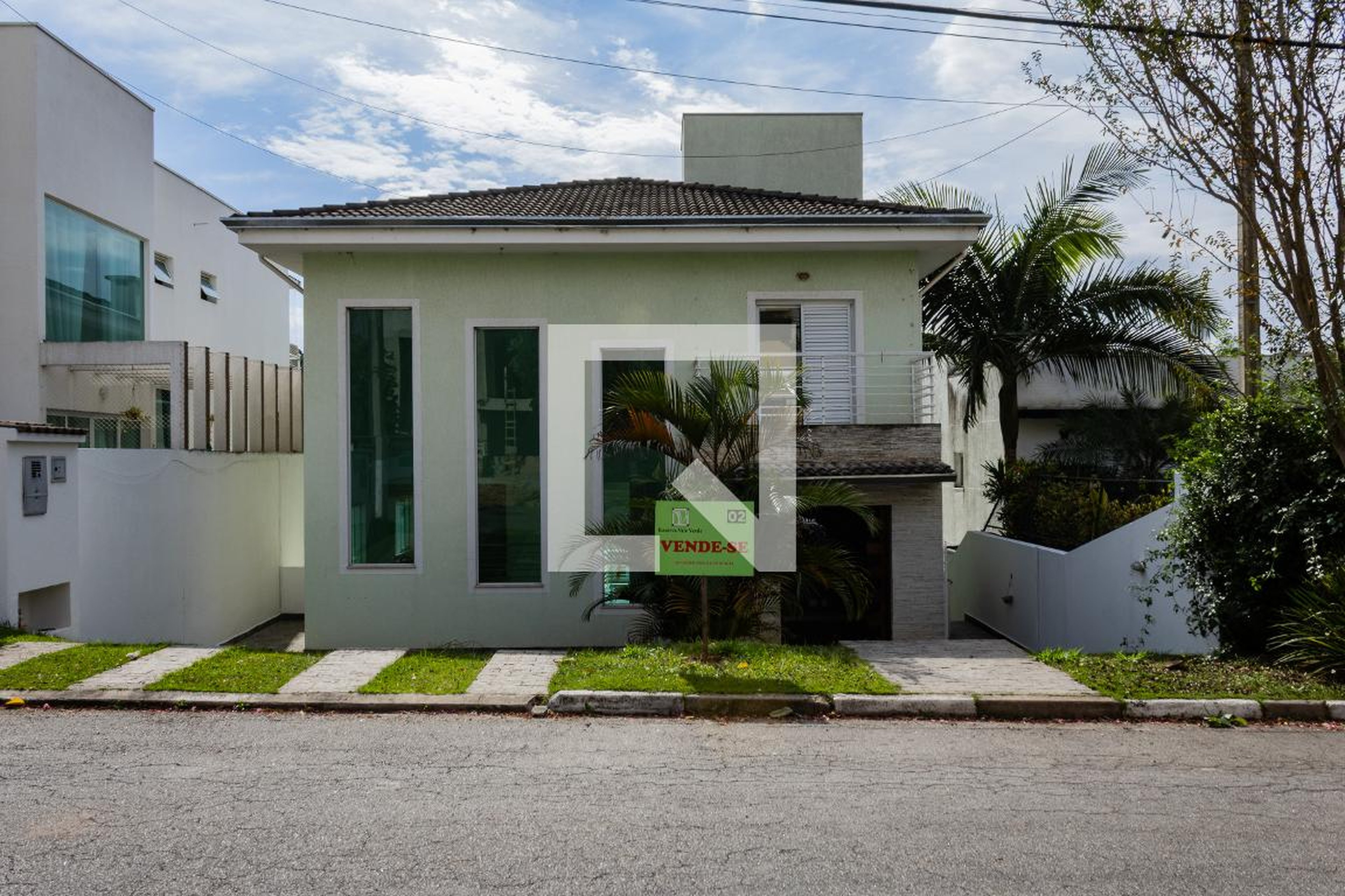 Fachada Condomínio em Alameda das Violetas, 297