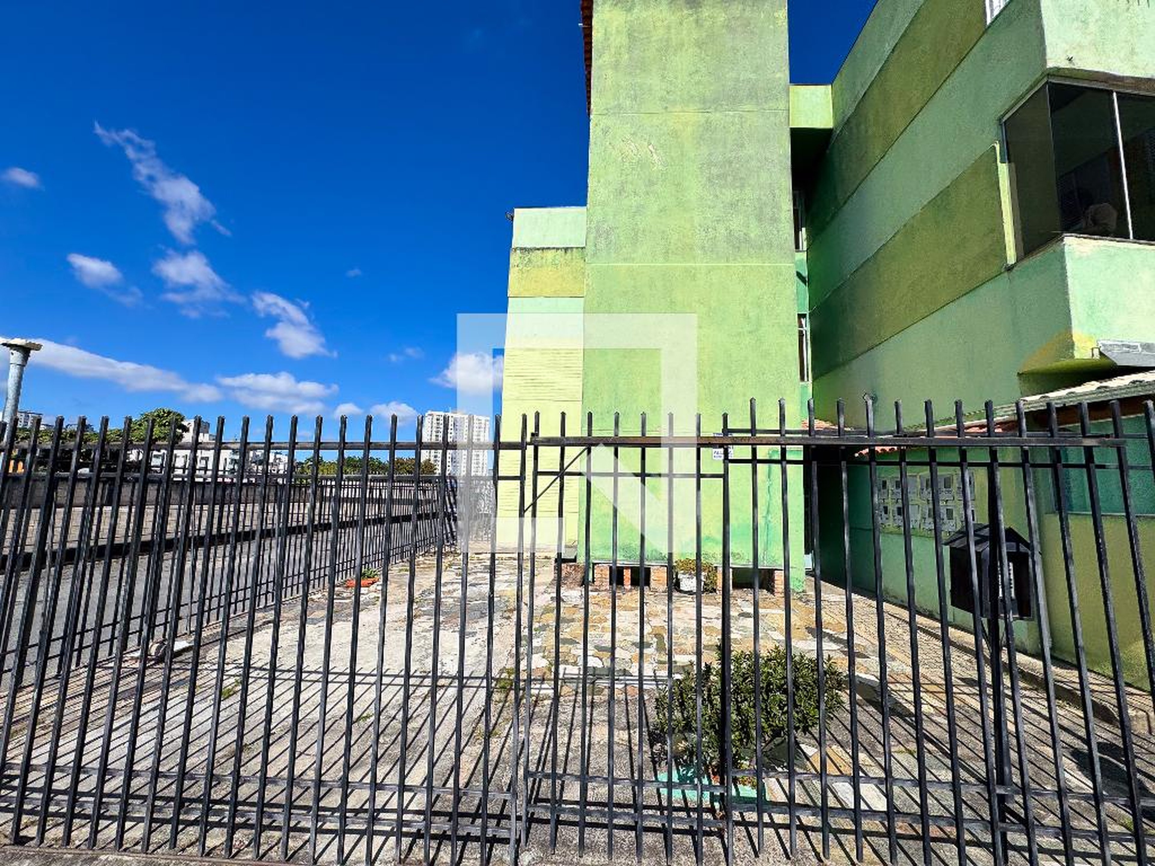 Fachada Condomínio em Rua Salermo, 471