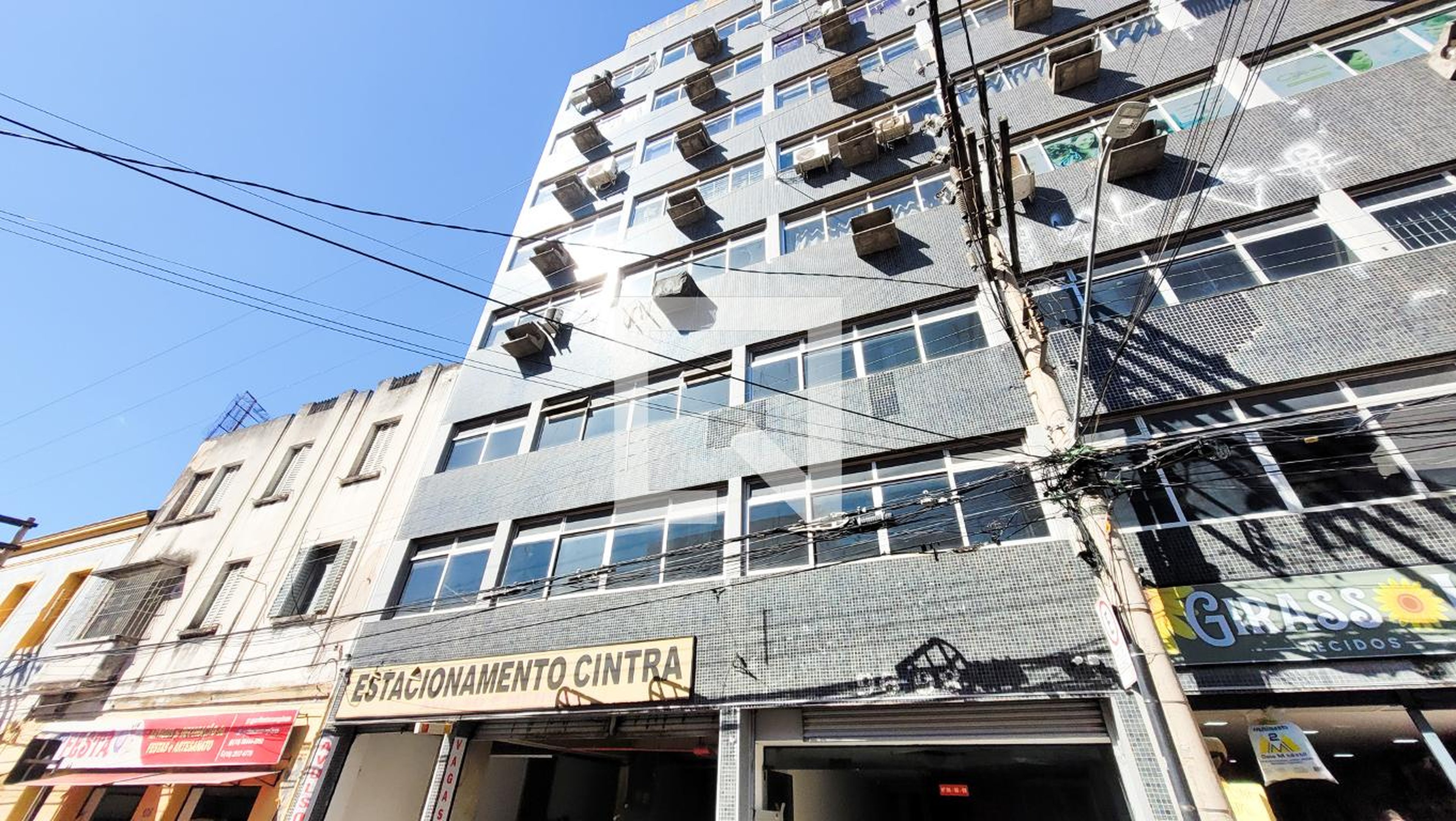 Fachada Condomínio em Rua Costa Aguiar, 98