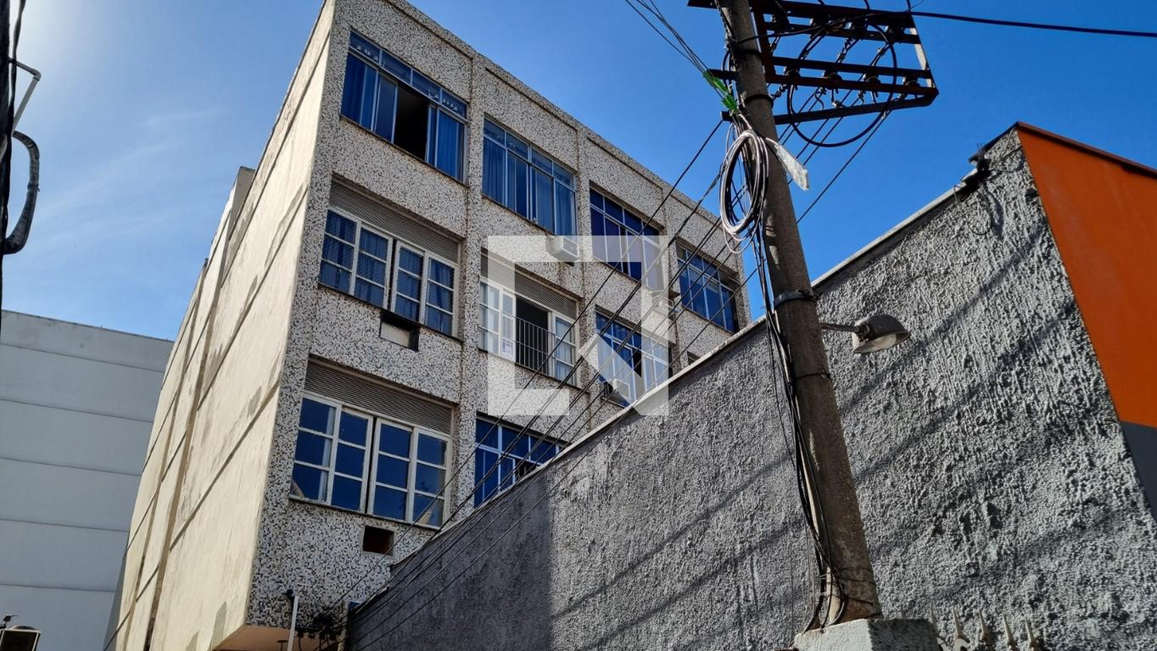 Fachada Condomínio em Rua Barão de Mesquita, 982