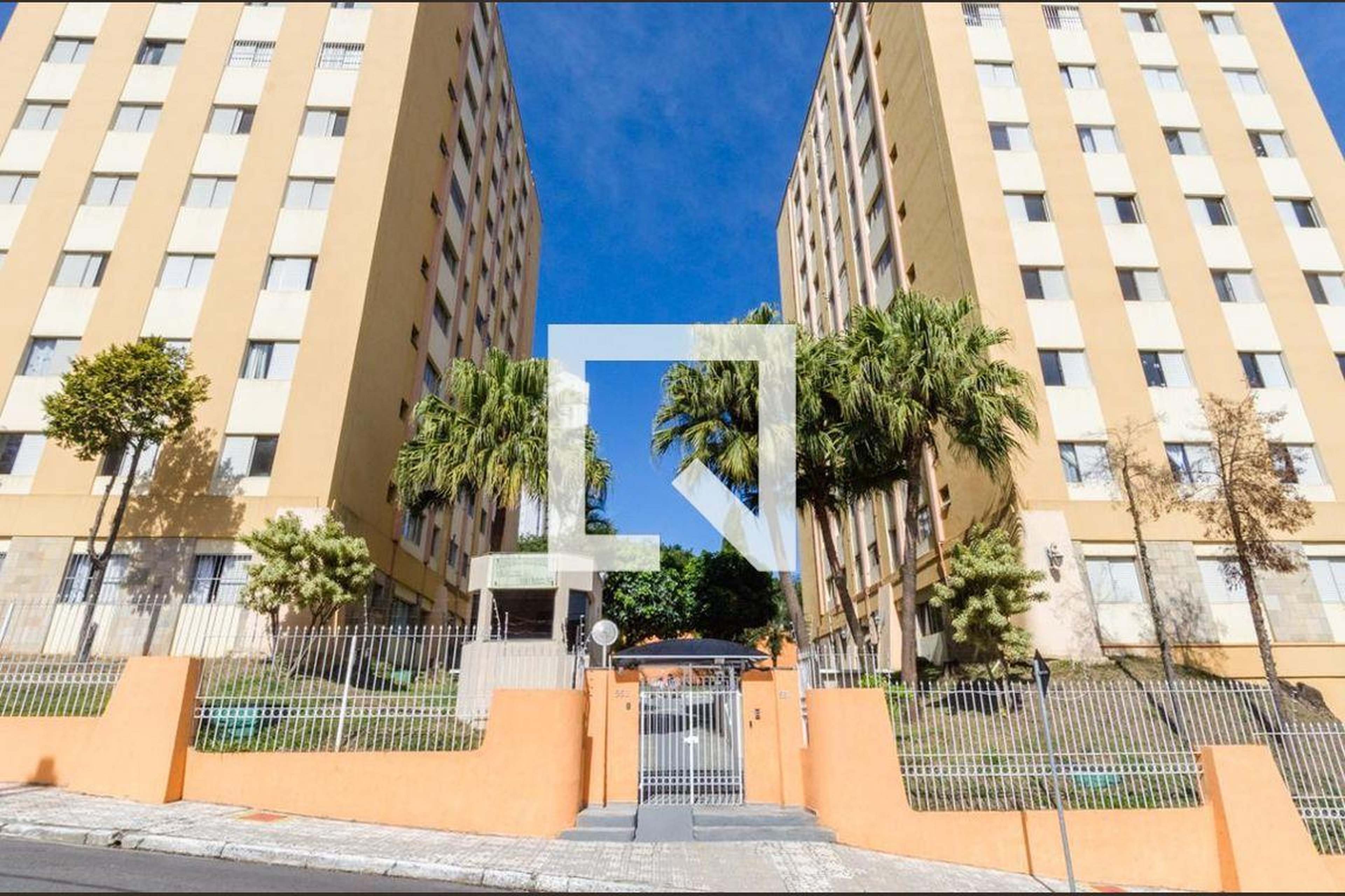 Fachada Condomínio Maison Auba