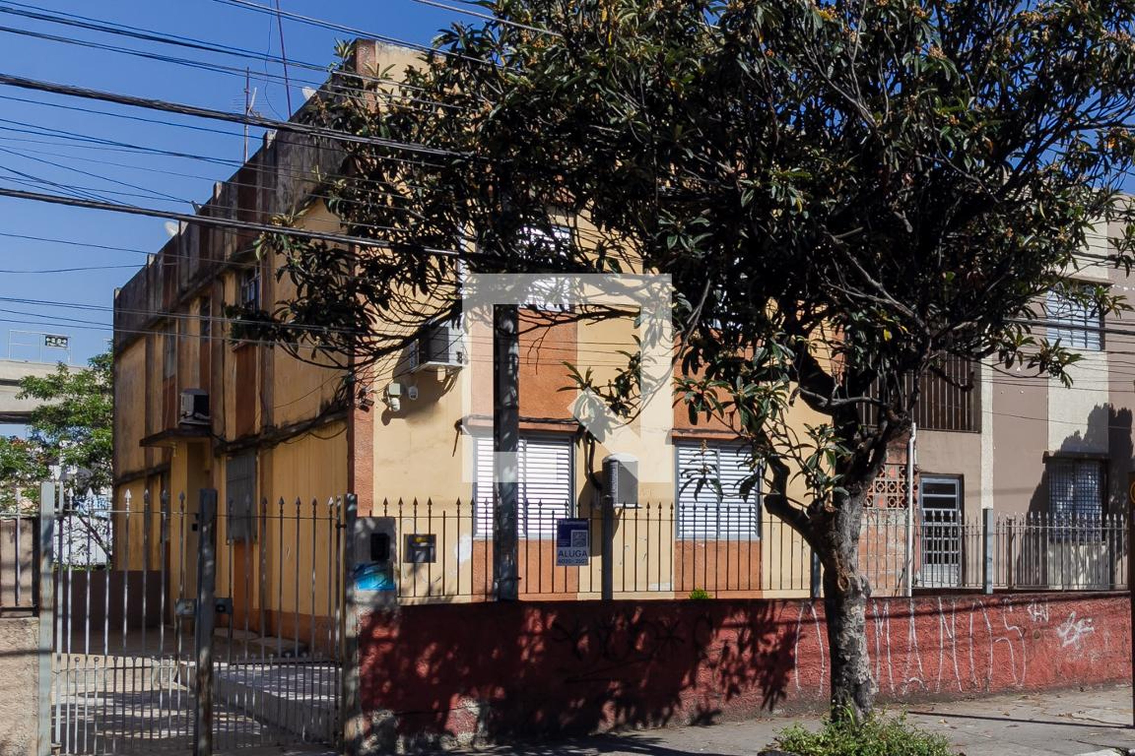 Fachada Condomínio em Avenida Vila Ema, 4504