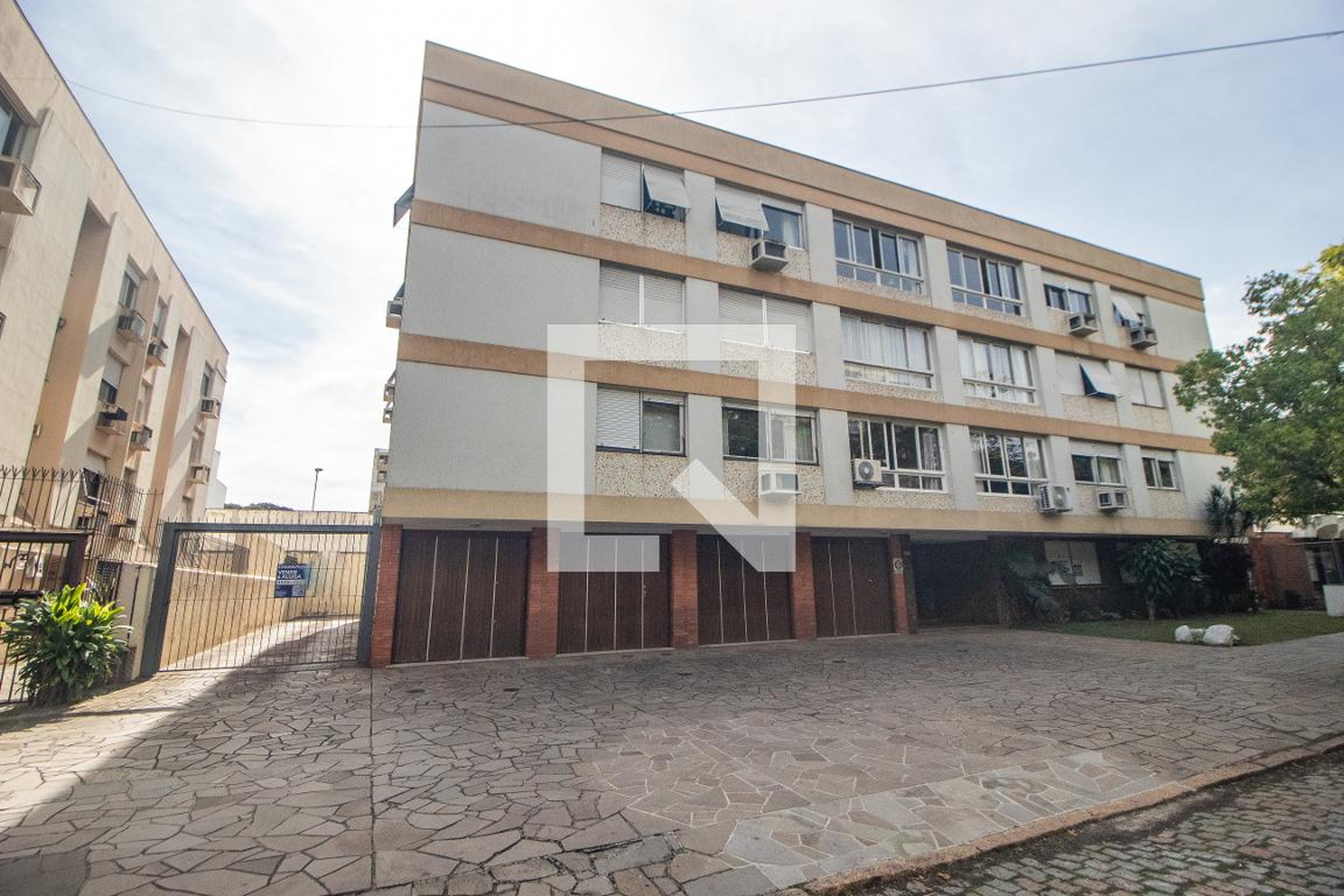 Fachada Condomínio em Avenida Ganzo, 200