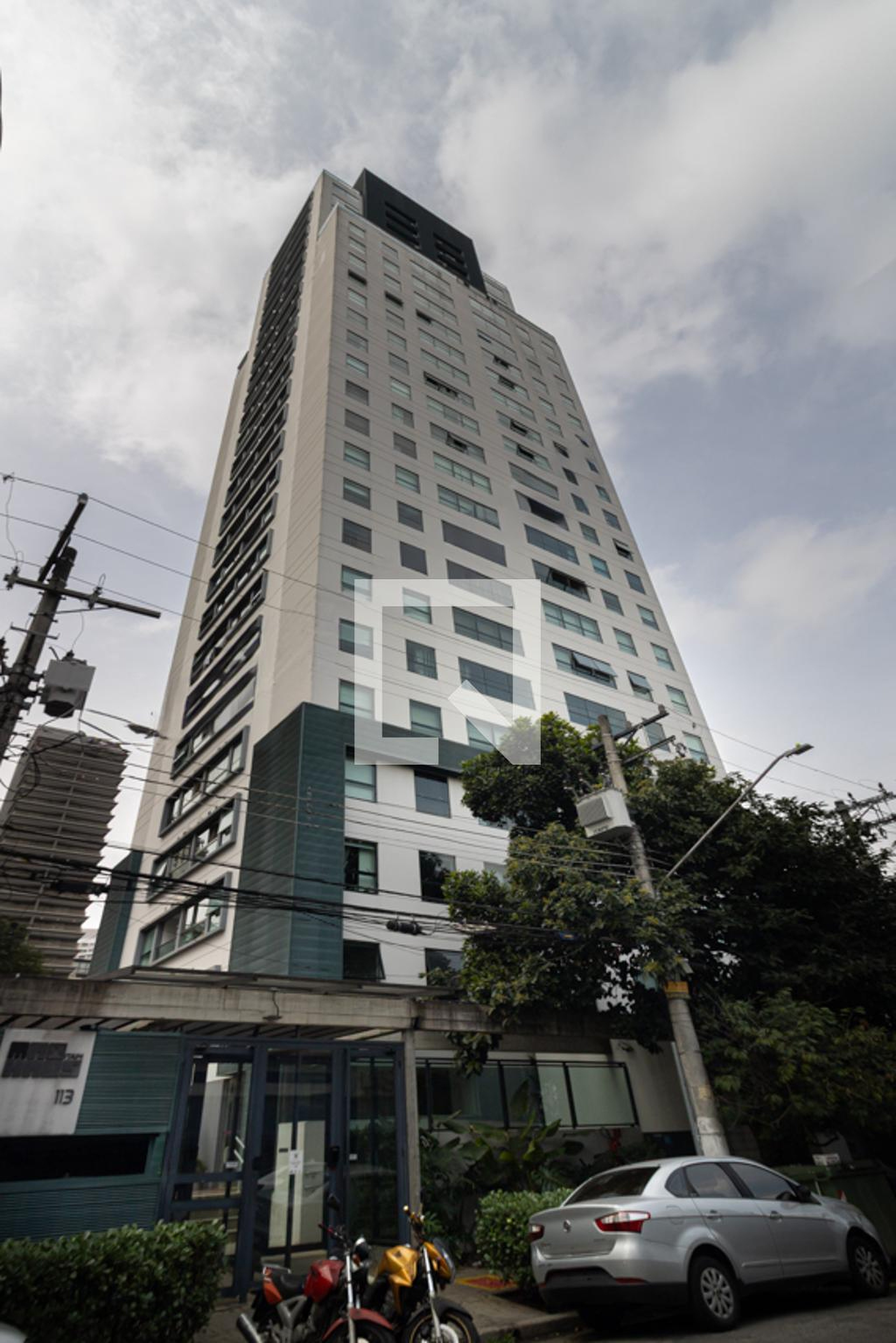 Fachada do Prédio Condomínio MaxHaus Itaim