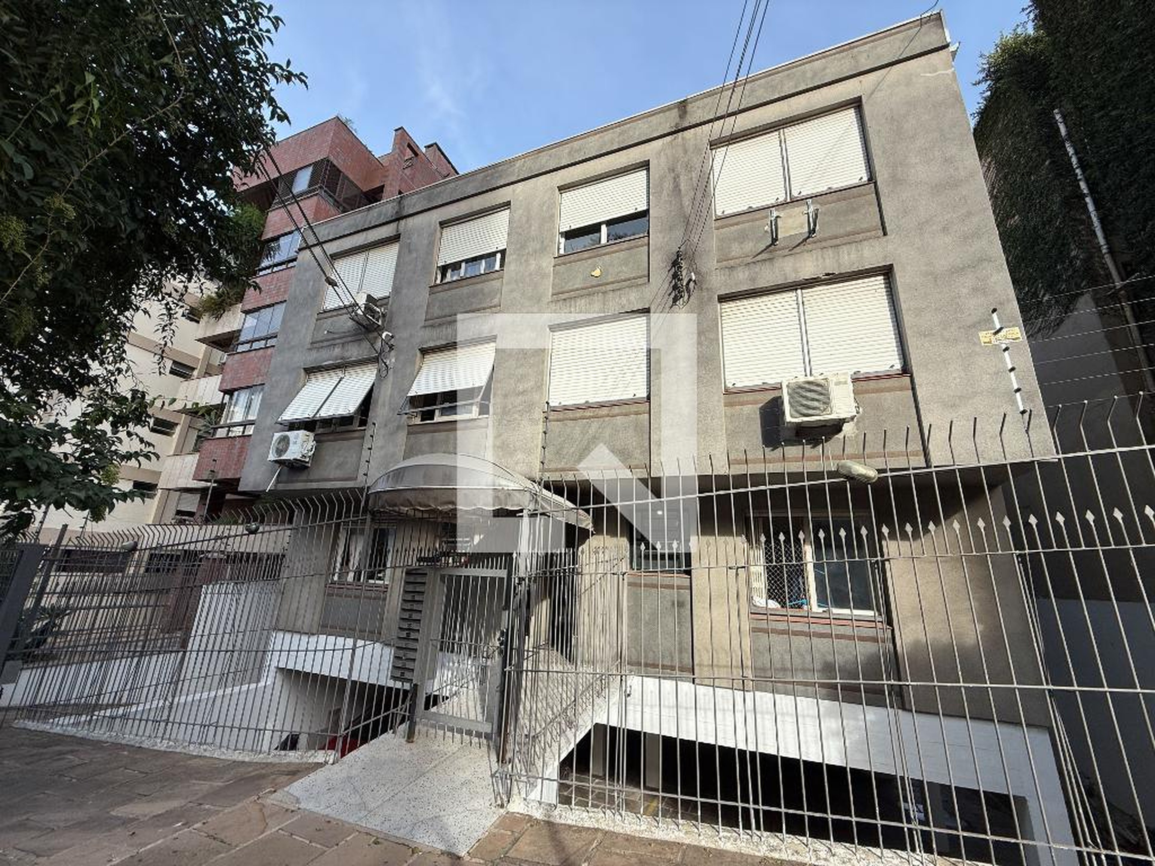 Fachada Edifício Emília Romana